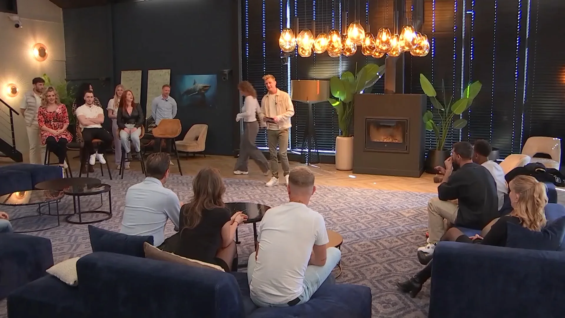 Een hele groep nieuwelingen in de loods! (De Bondgenoten)