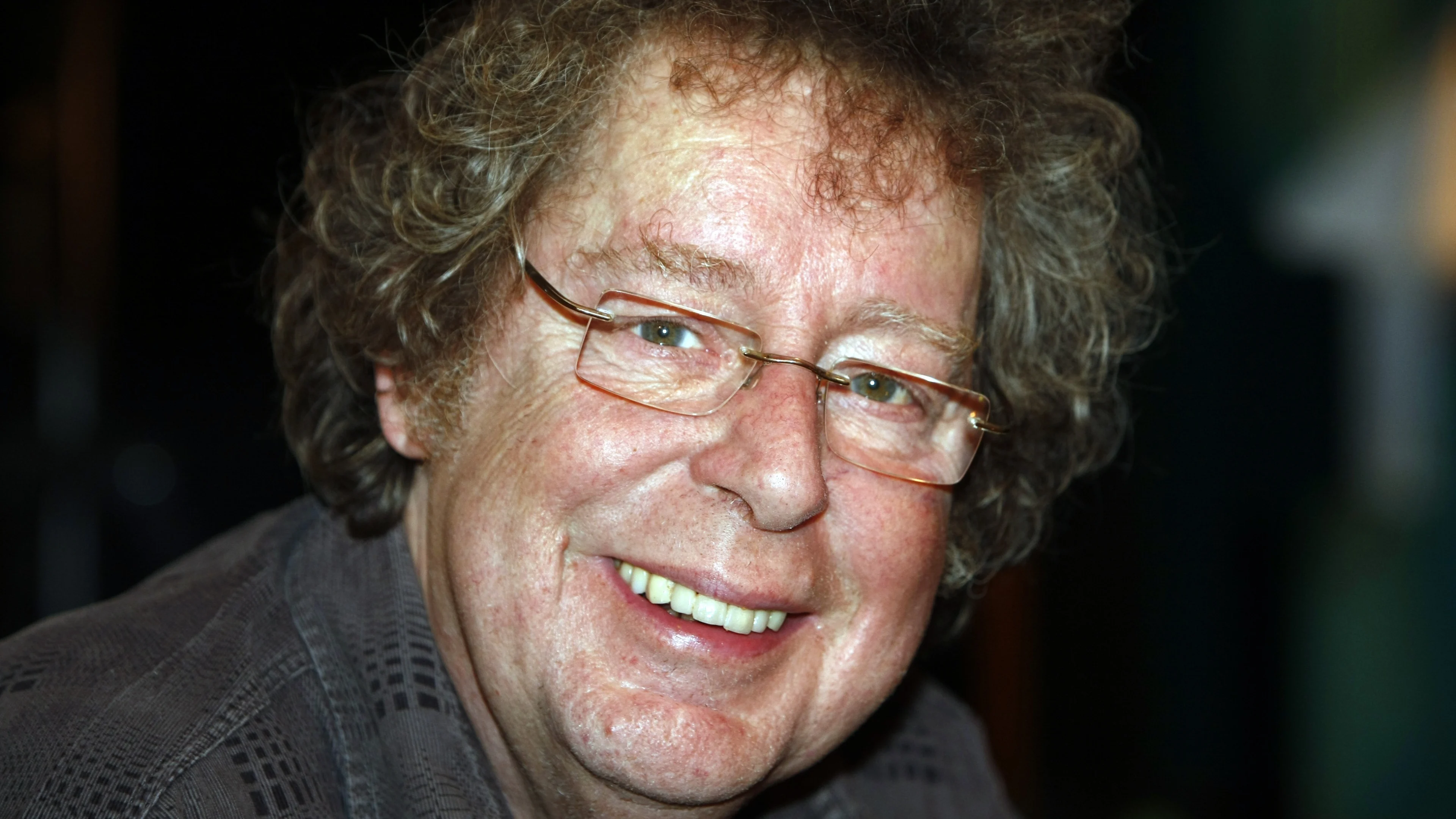 Komiek en acteur Hans Otjes (78) overleden
