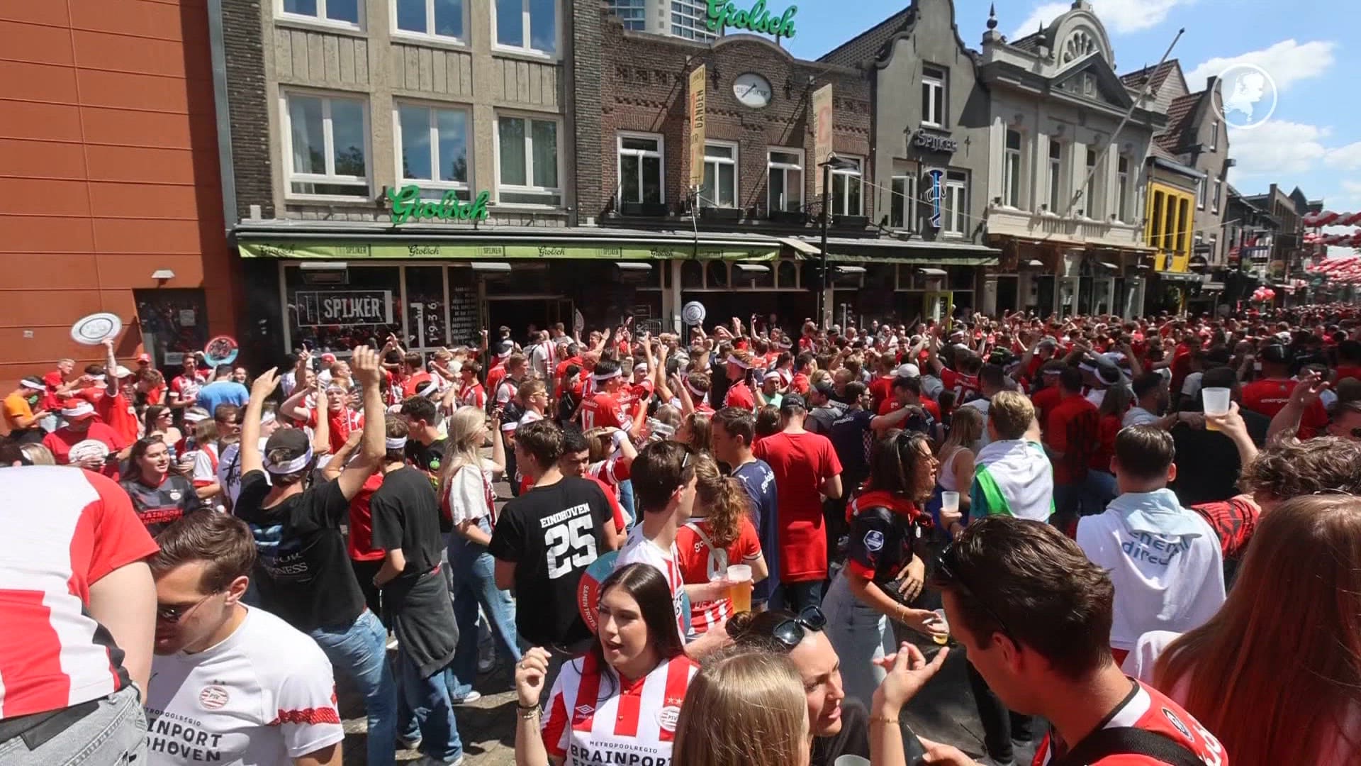Binnenstad Eindhoven nu al druk voor huldiging PSV