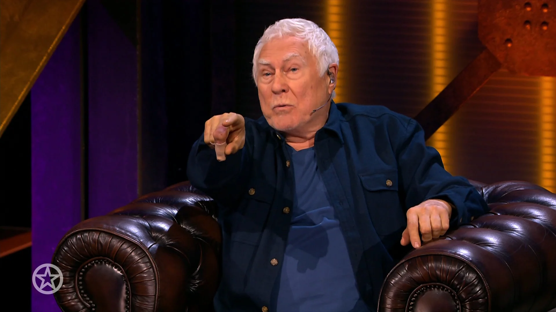 Cesar Zuiderwijk niet blij met 'zwaaien' tijdens optreden tributeband