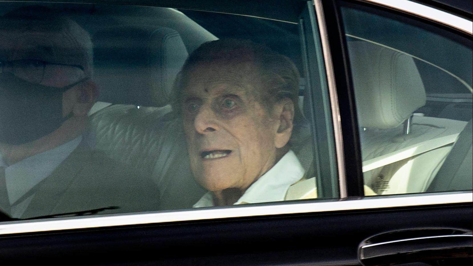 Camilla: Philip heeft veel pijn