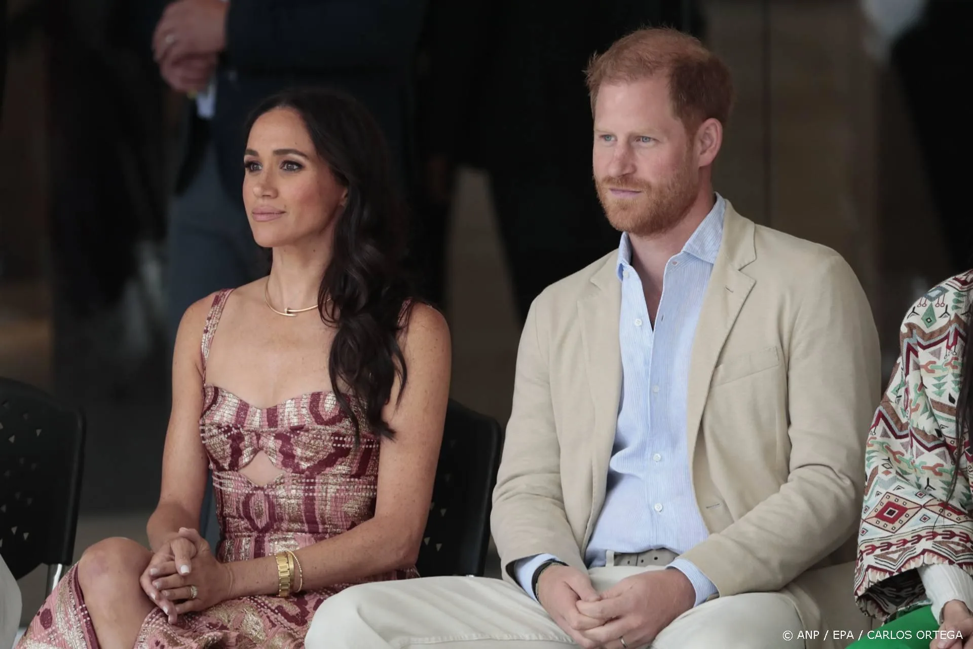 Zien: ontroerende beelden van dansende prins Harry en Meghan