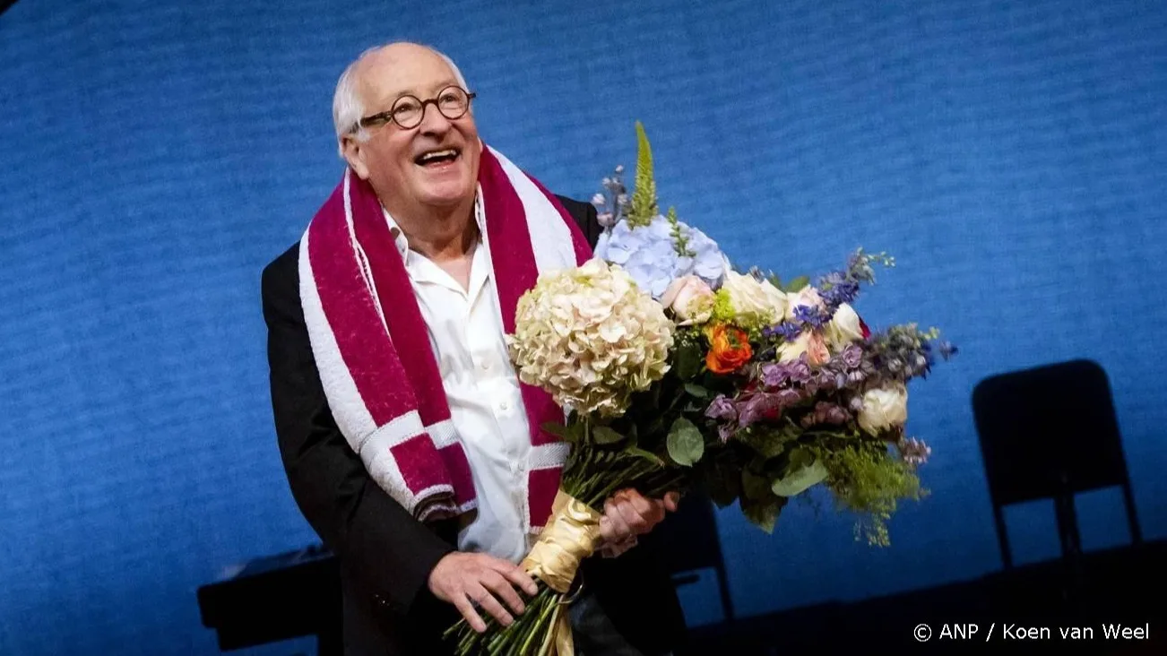 Bijzondere mijlpaal voor Youp van 't Hek