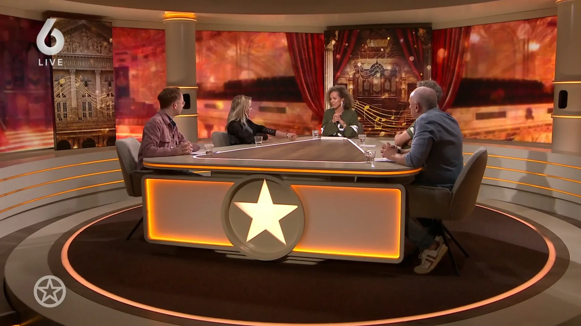 Emma Kok heeft matchende tattoo met haar moeder