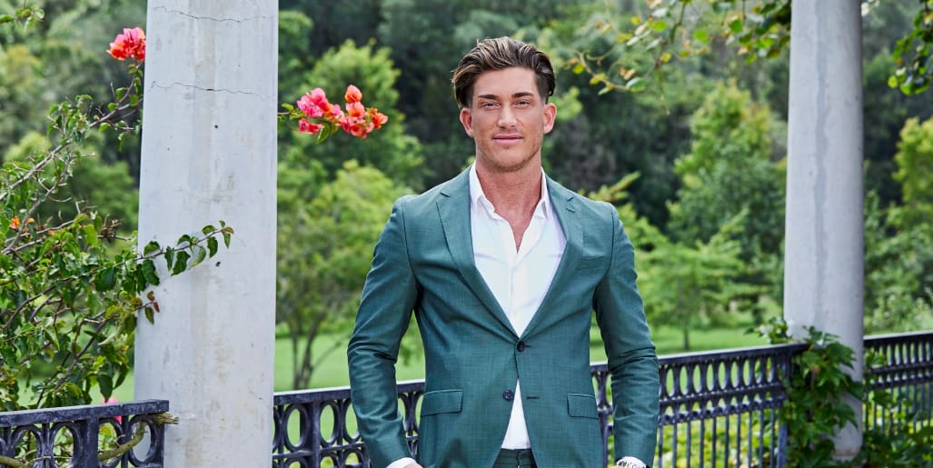 Fans bieden duizenden euro's voor 'Flesje poppen met Bachelorette-Niek'