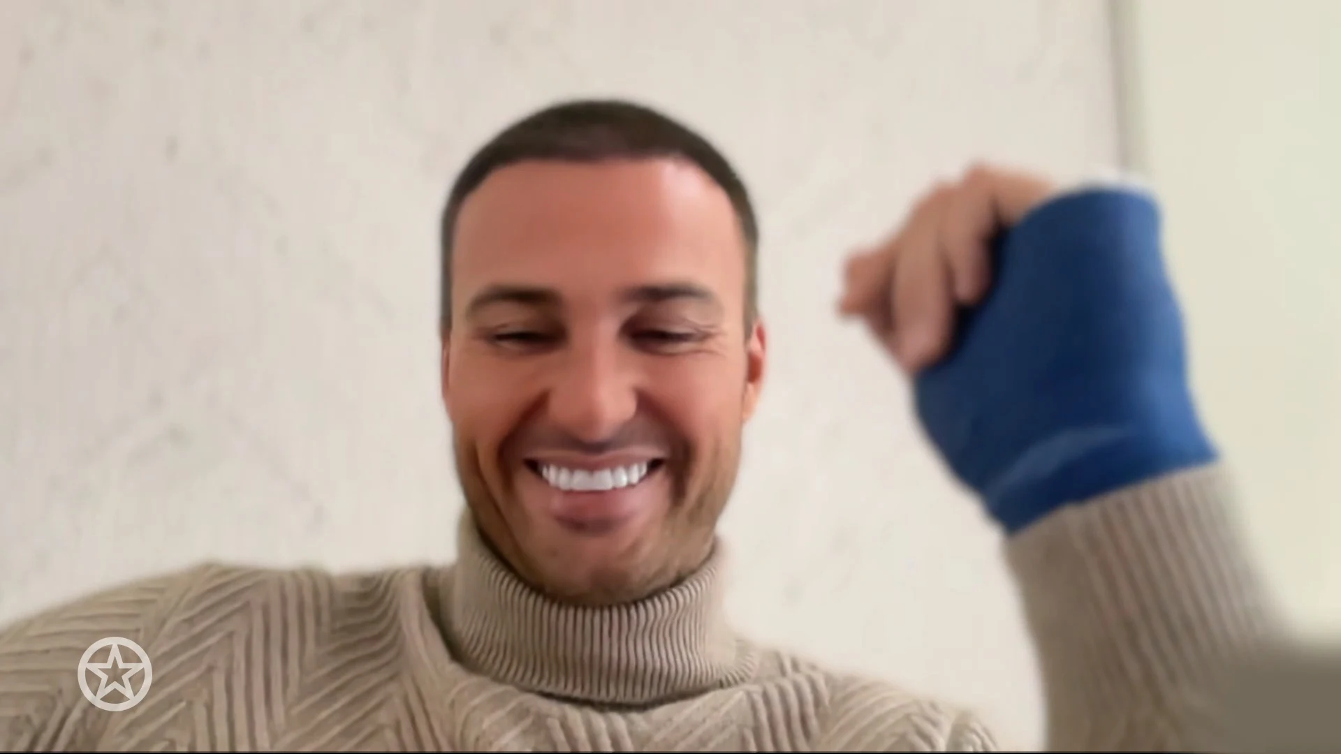 Dave Roelvink loopt als zes weken onwetend met gebroken ellepijp