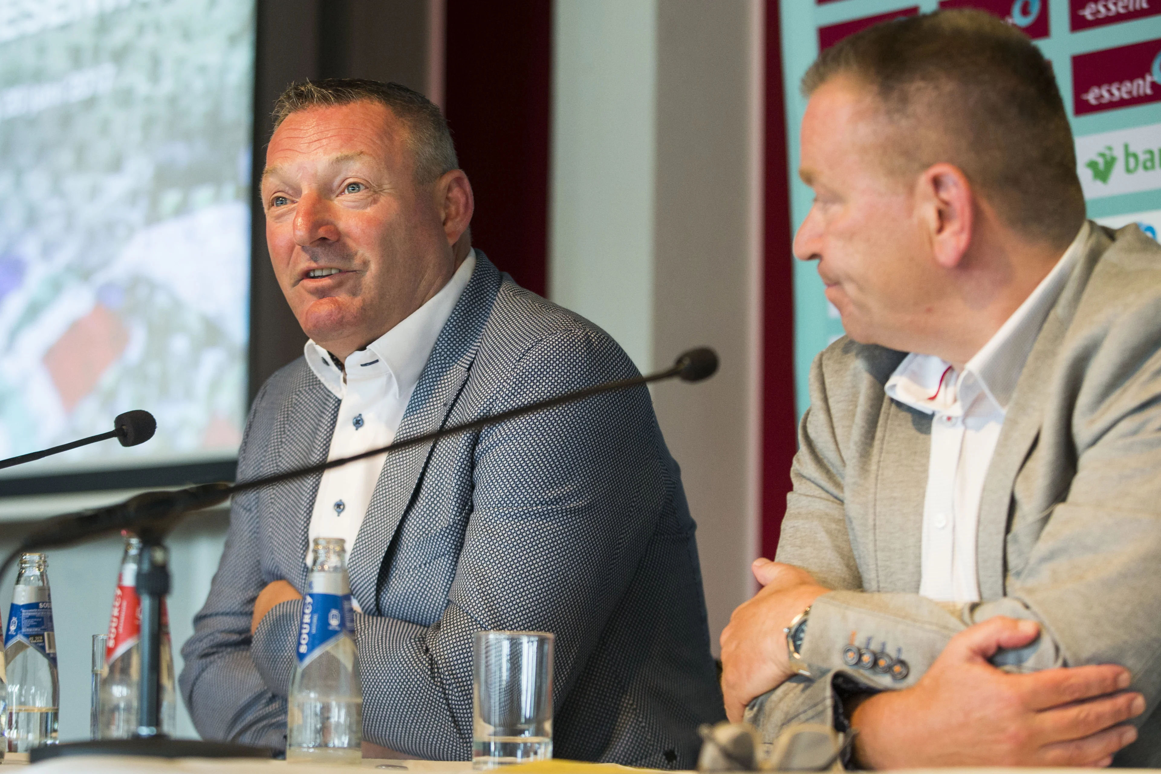 Veel onbegrip over ontslag Ron Jans na racisme-rel