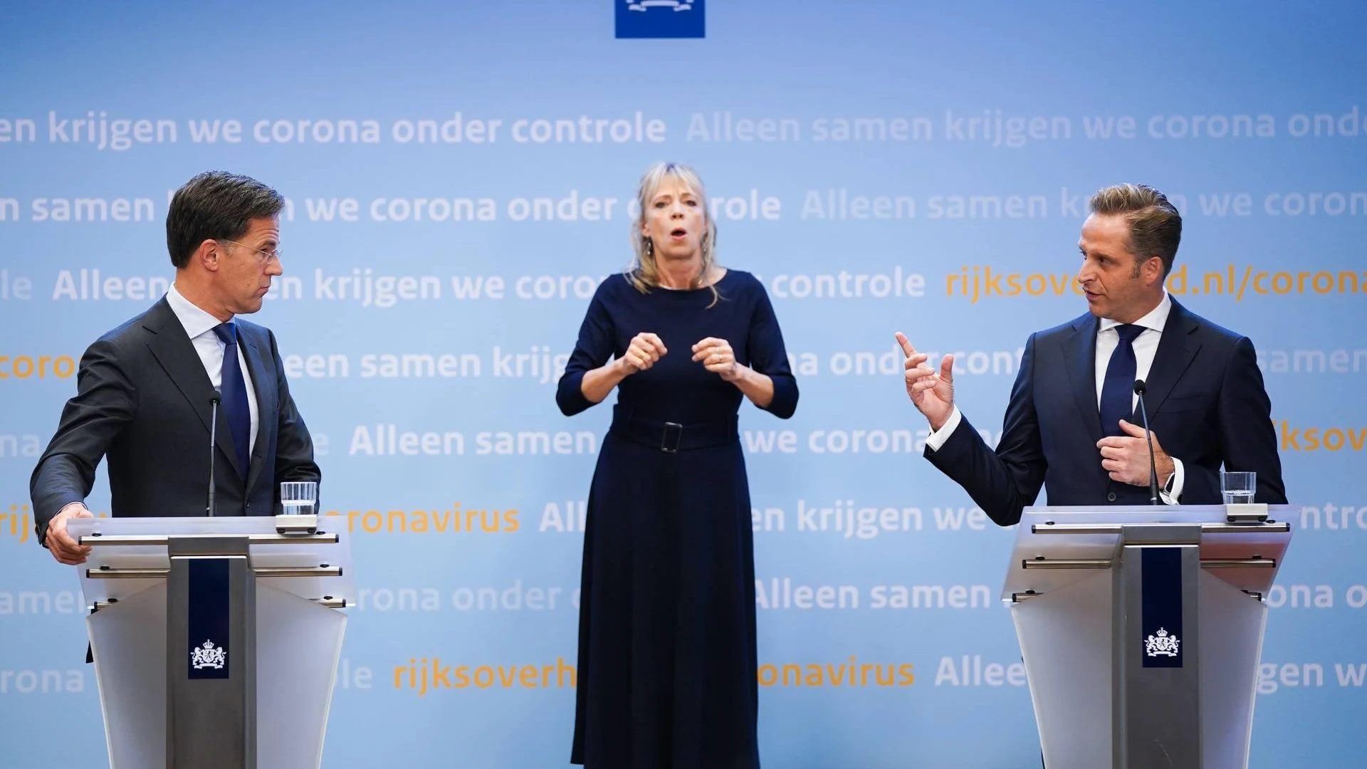 Rutte: 'Maximaal drie mensen op visite met kerst'