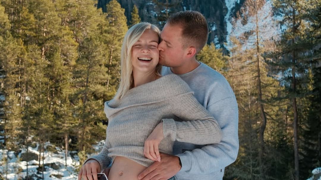 Baby op komst voor oud Junior Songfestival-winnares Femke Meines