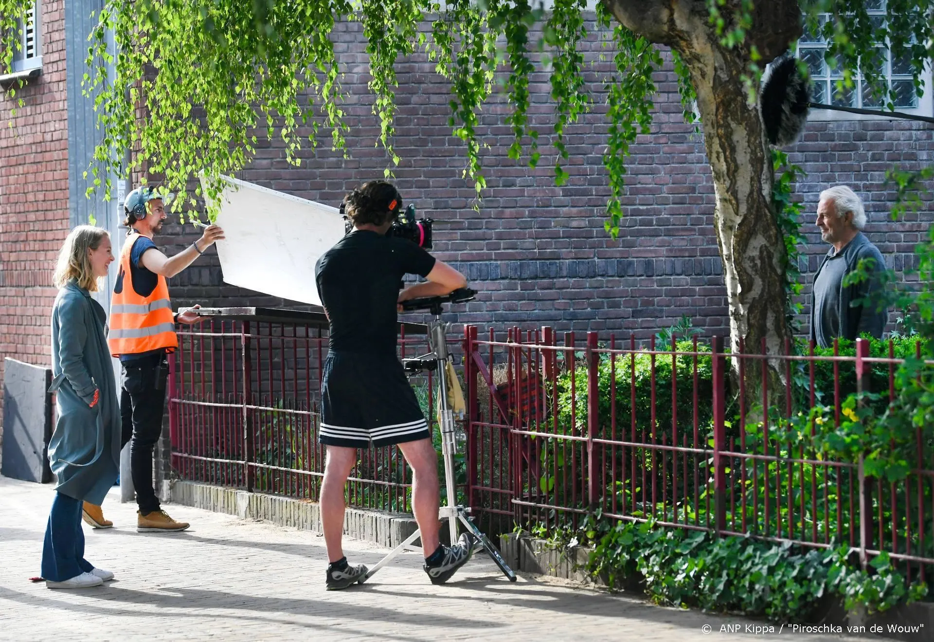 'Coronafilm' Pathé bijna goud, ook versie met Irma Sluis succes