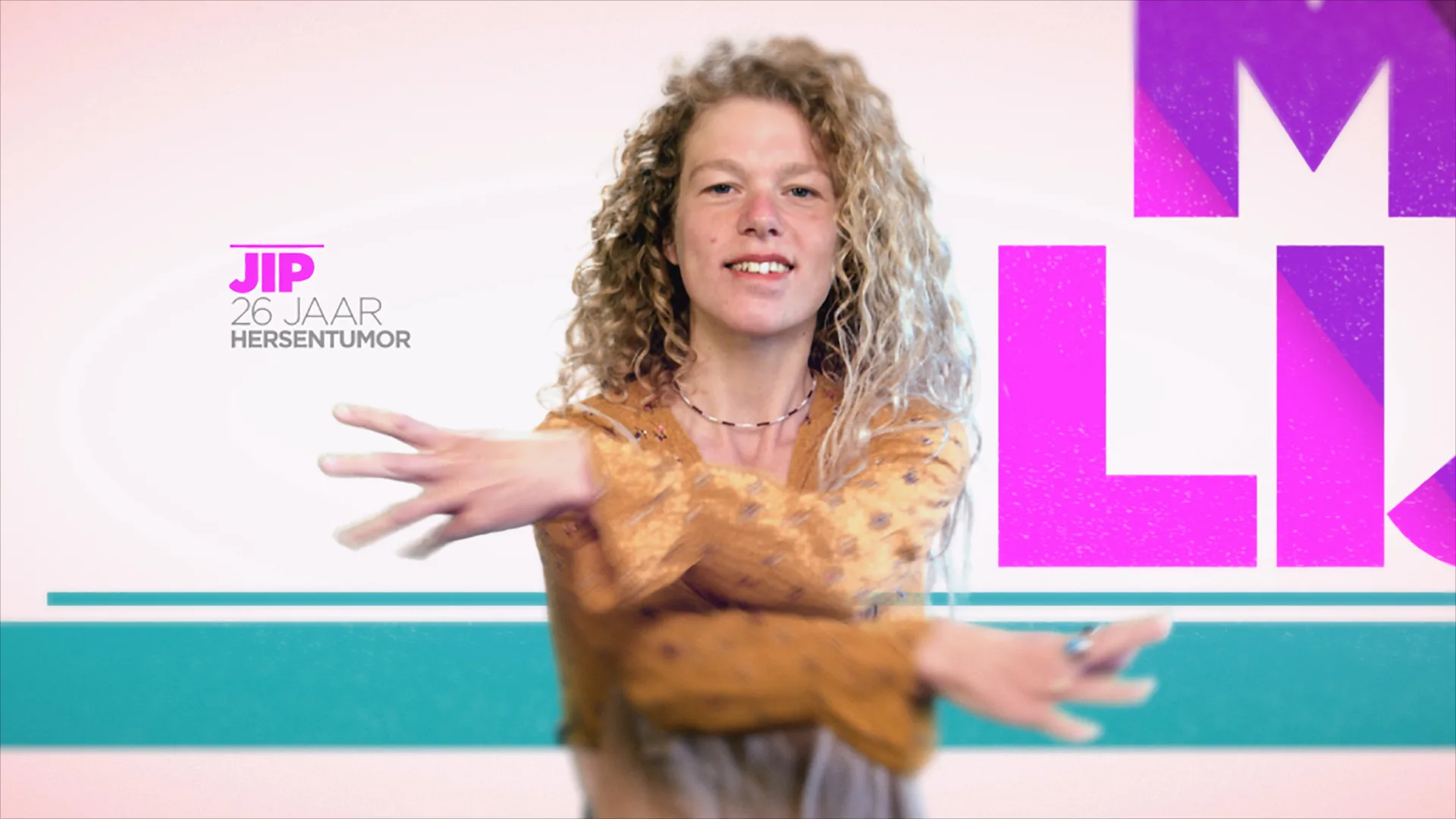 Over Mijn Lijk-Jip staat met gezin op straat