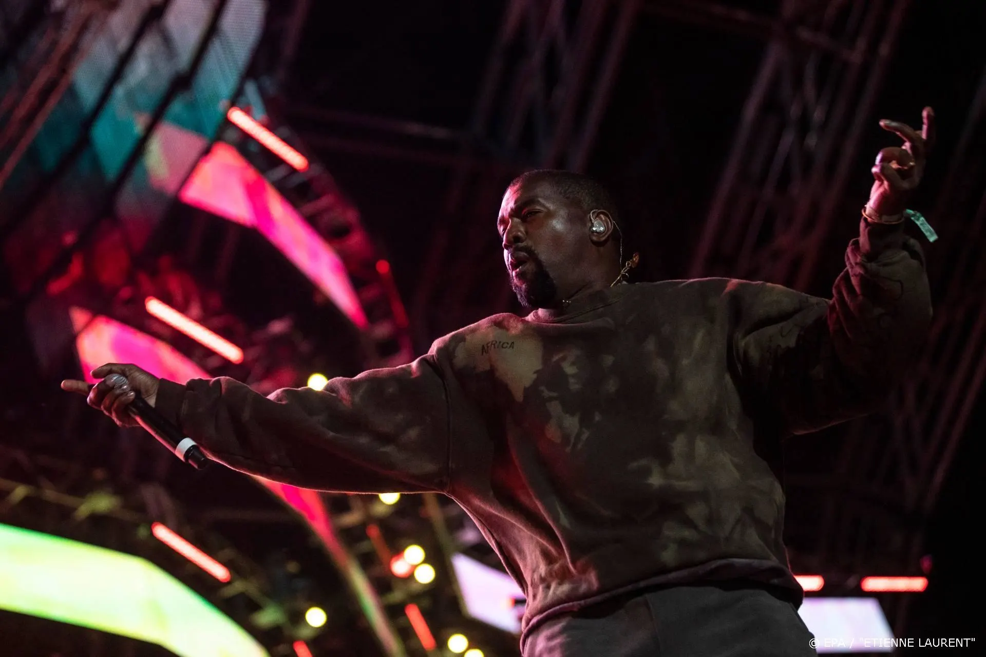 Kanye West klaagt verkiezingshoofd Ohio aan