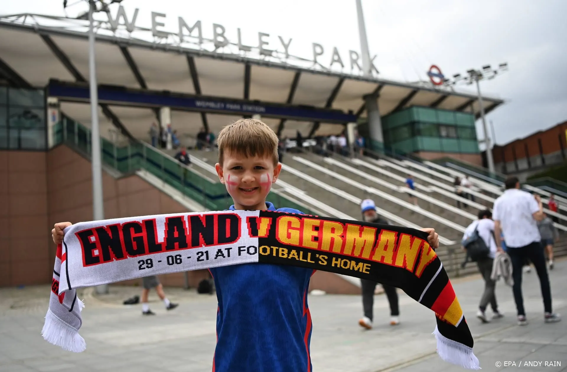 NPO zegt sorry voor 'Deutschland über alles'