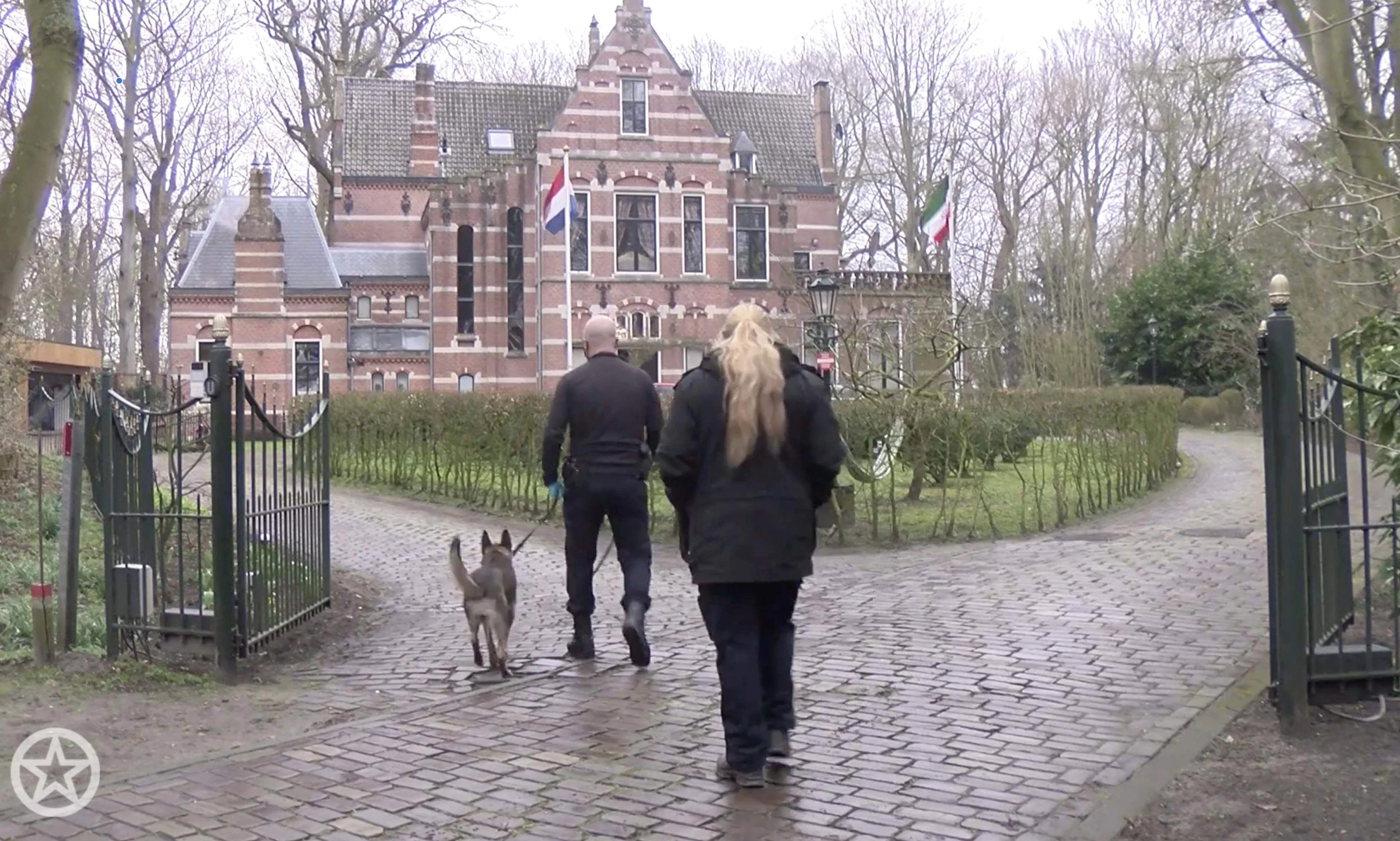 Aanhoudingen bij hotel broers uit Steenrijk, Straatarm