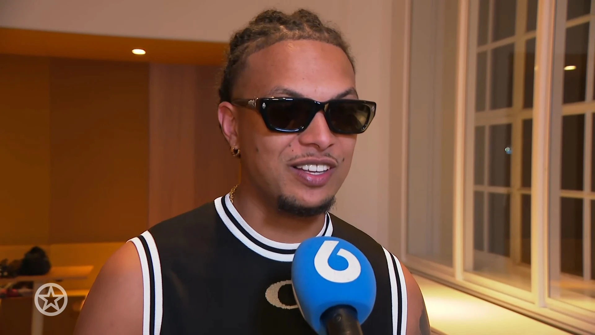 Ronnie Flex kondigt 'muzikale afscheid' aan