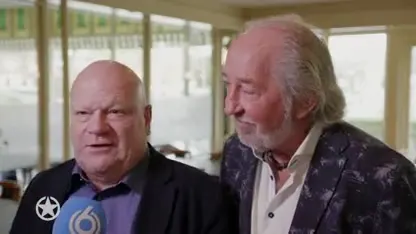 Carnaval duo 'De Deurzakkers' vieren jubileum