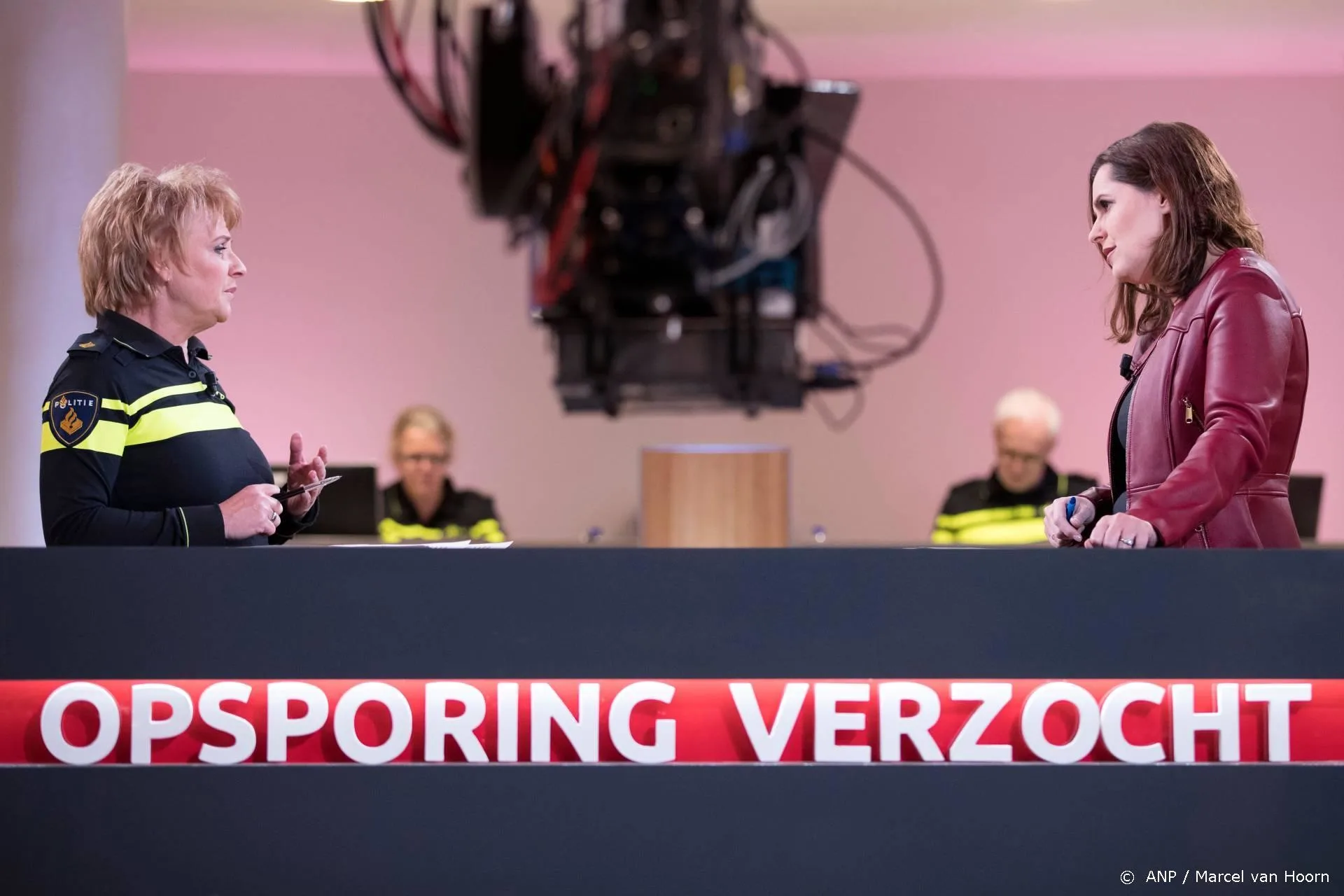 Opsporing Verzocht toont verdachten rellen Kanaleneiland