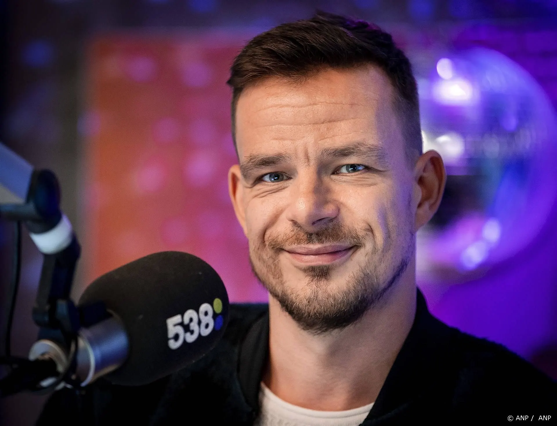 Niek van der Bruggen vertrekt bij Radio 538