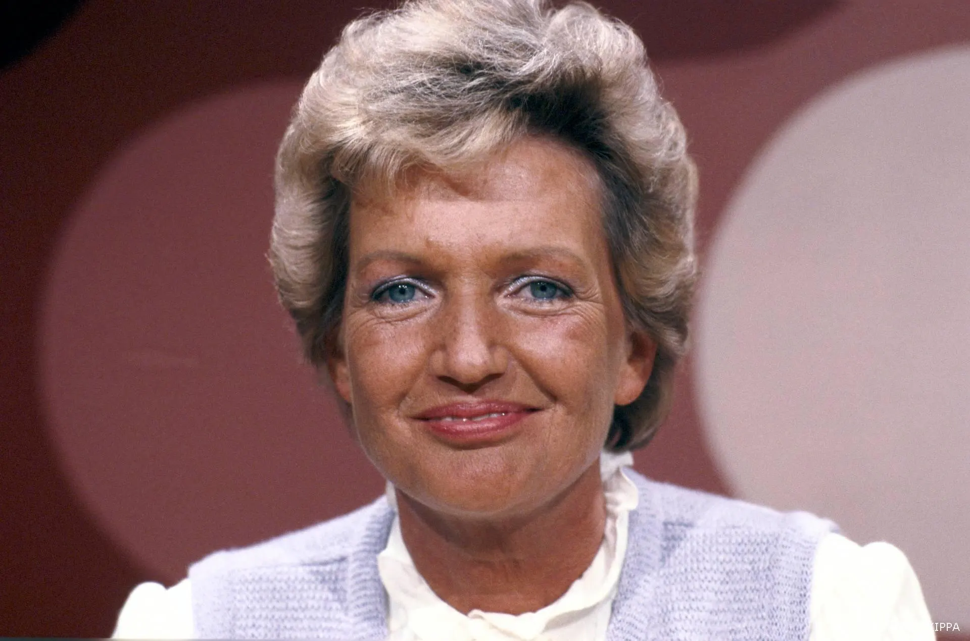 Mieke Telkamp niet langer in Uitvaartmuziek Top 10