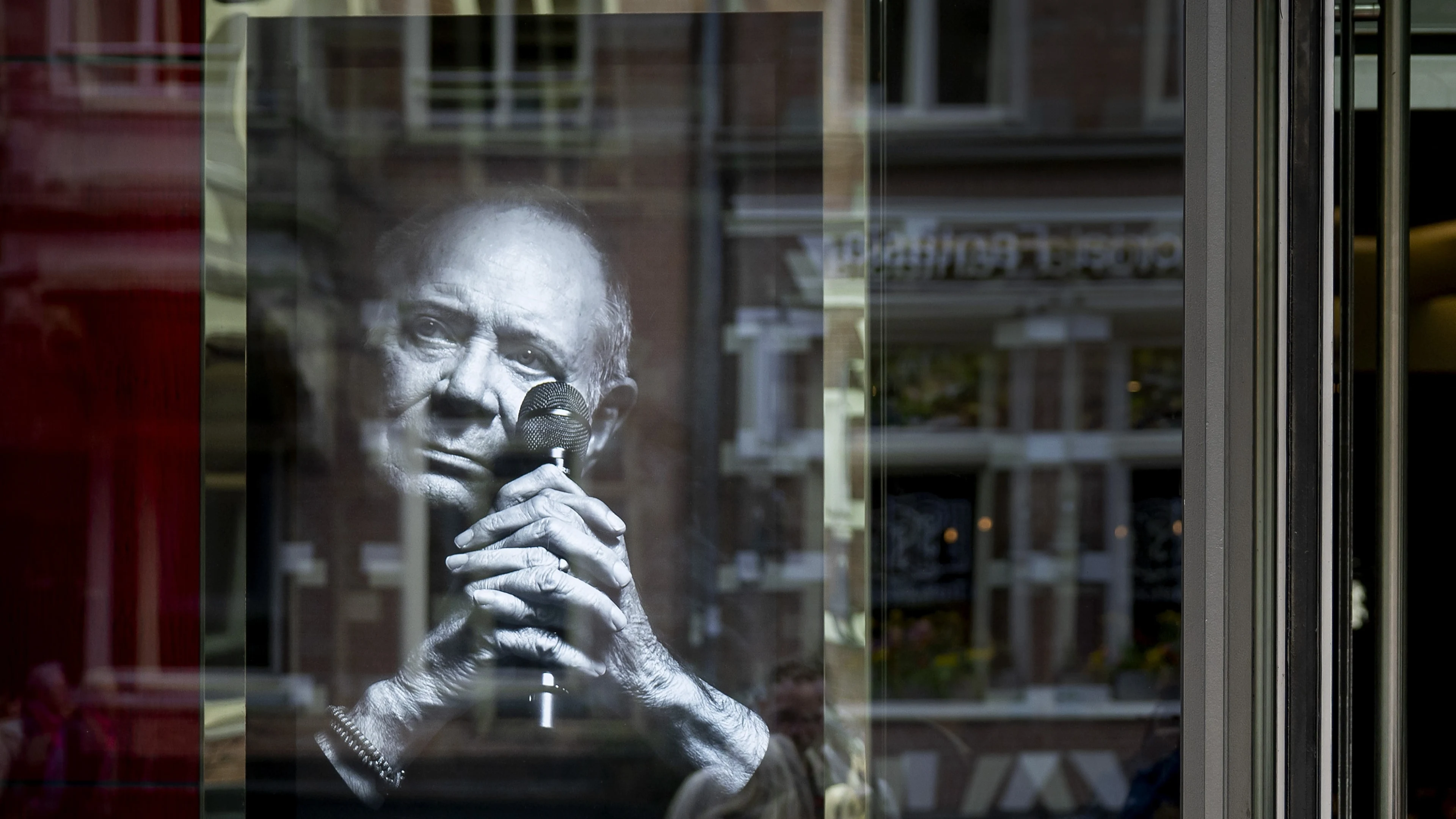 Ook bekend Nederland neemt afscheid van Rob de Nijs