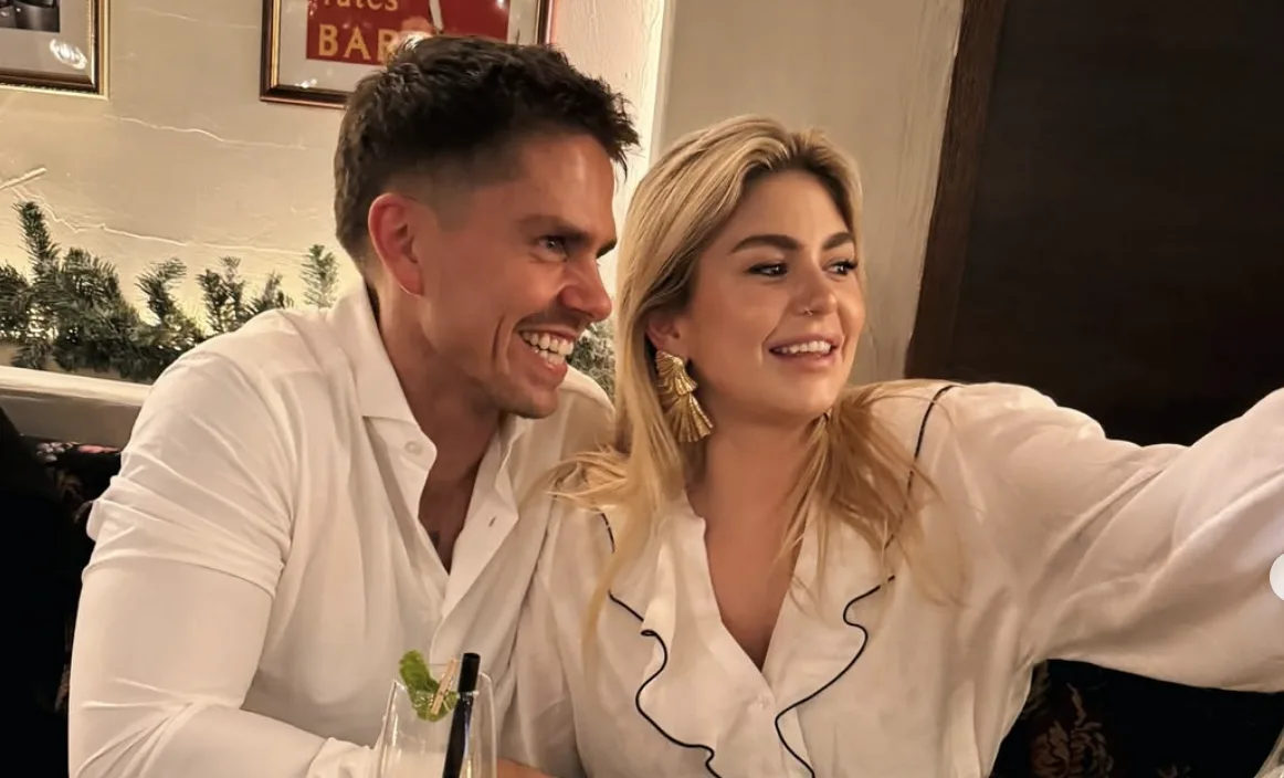 André Hazes hoopt dat zus Roxeanne overstag gaat: 'Smeek elke dag'