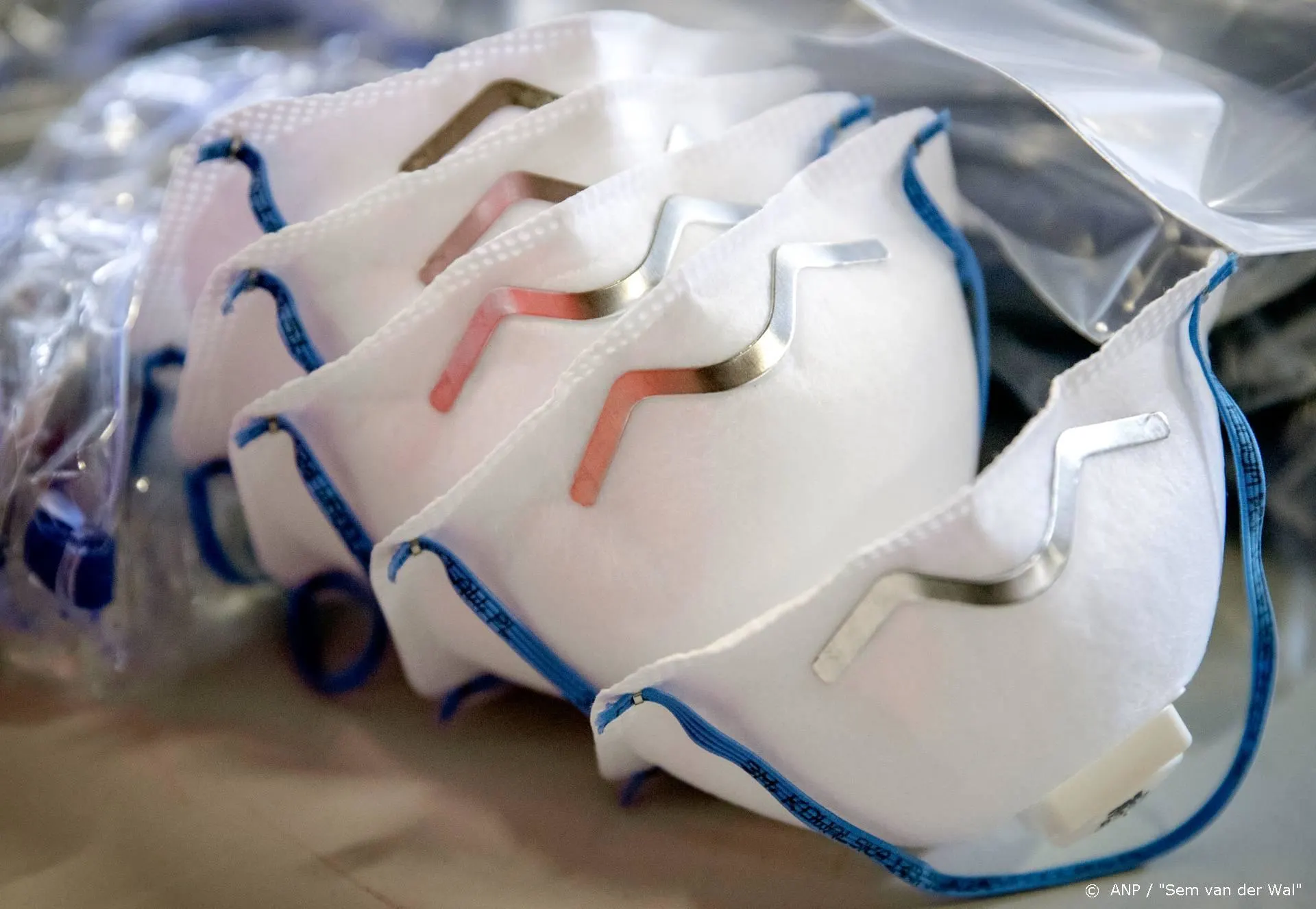 Ziekenhuisseries doneren medisch materiaal aan ziekenhuizen