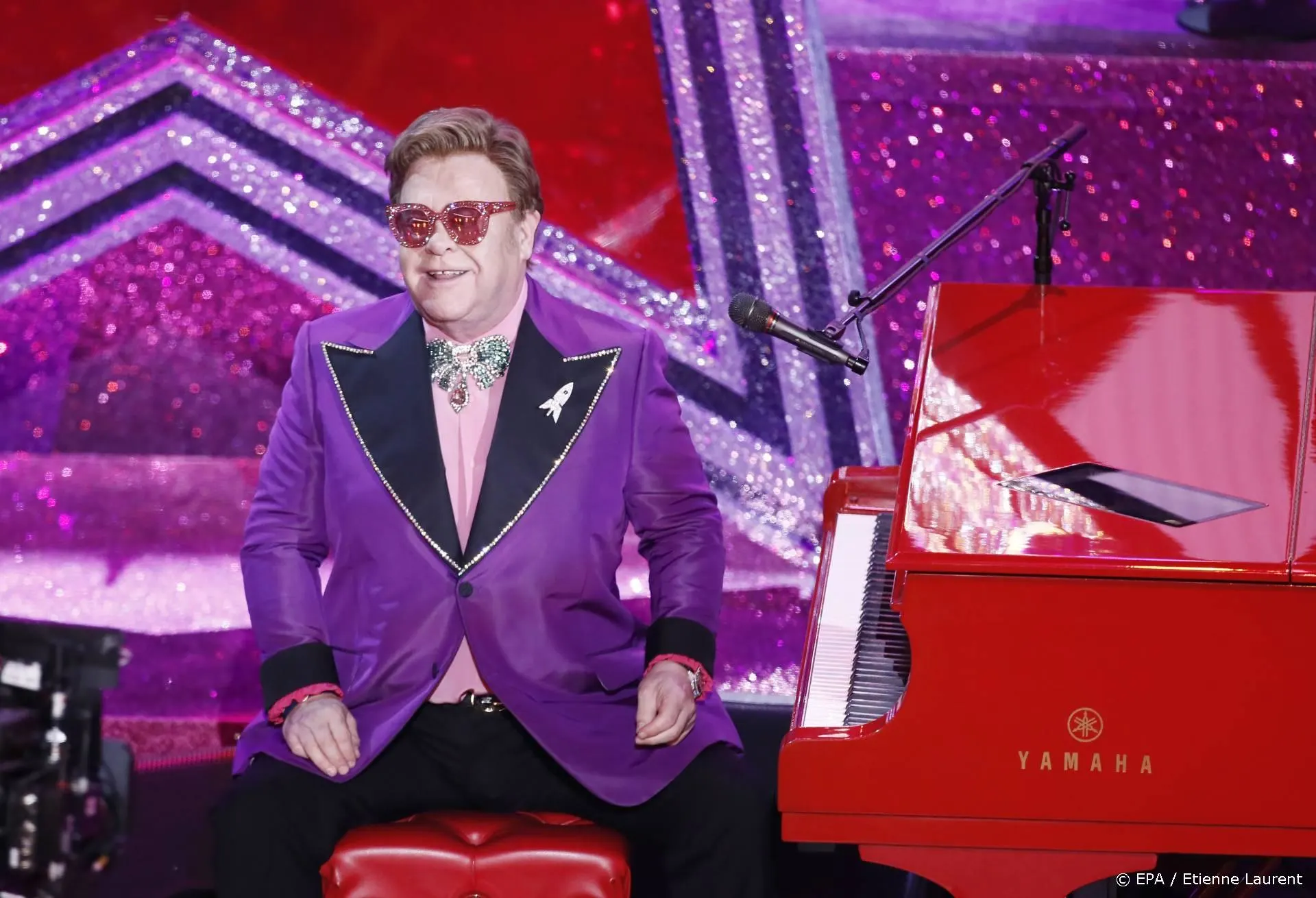 Elton John (74) fitter dan ooit