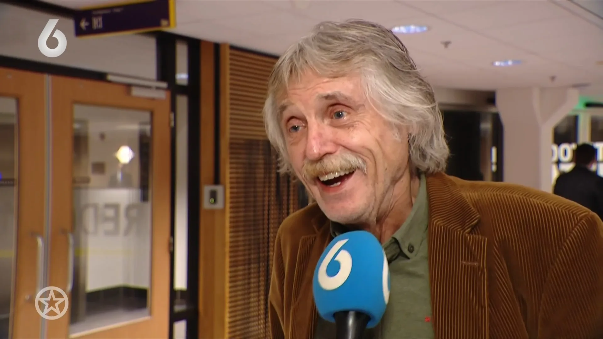 Johan Derksen viert zijn 77ste verjaardag