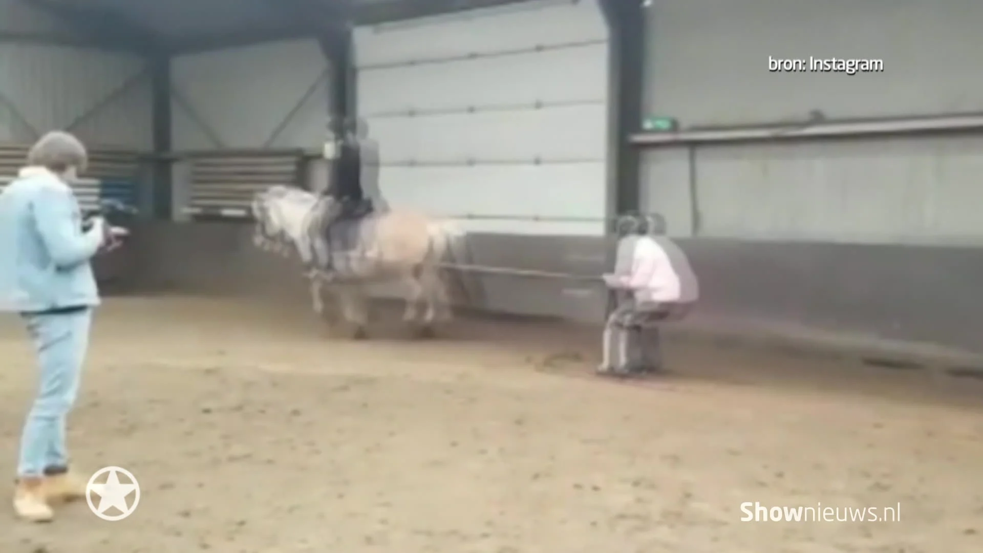 Britt Dekker haalt doodenge stunt uit