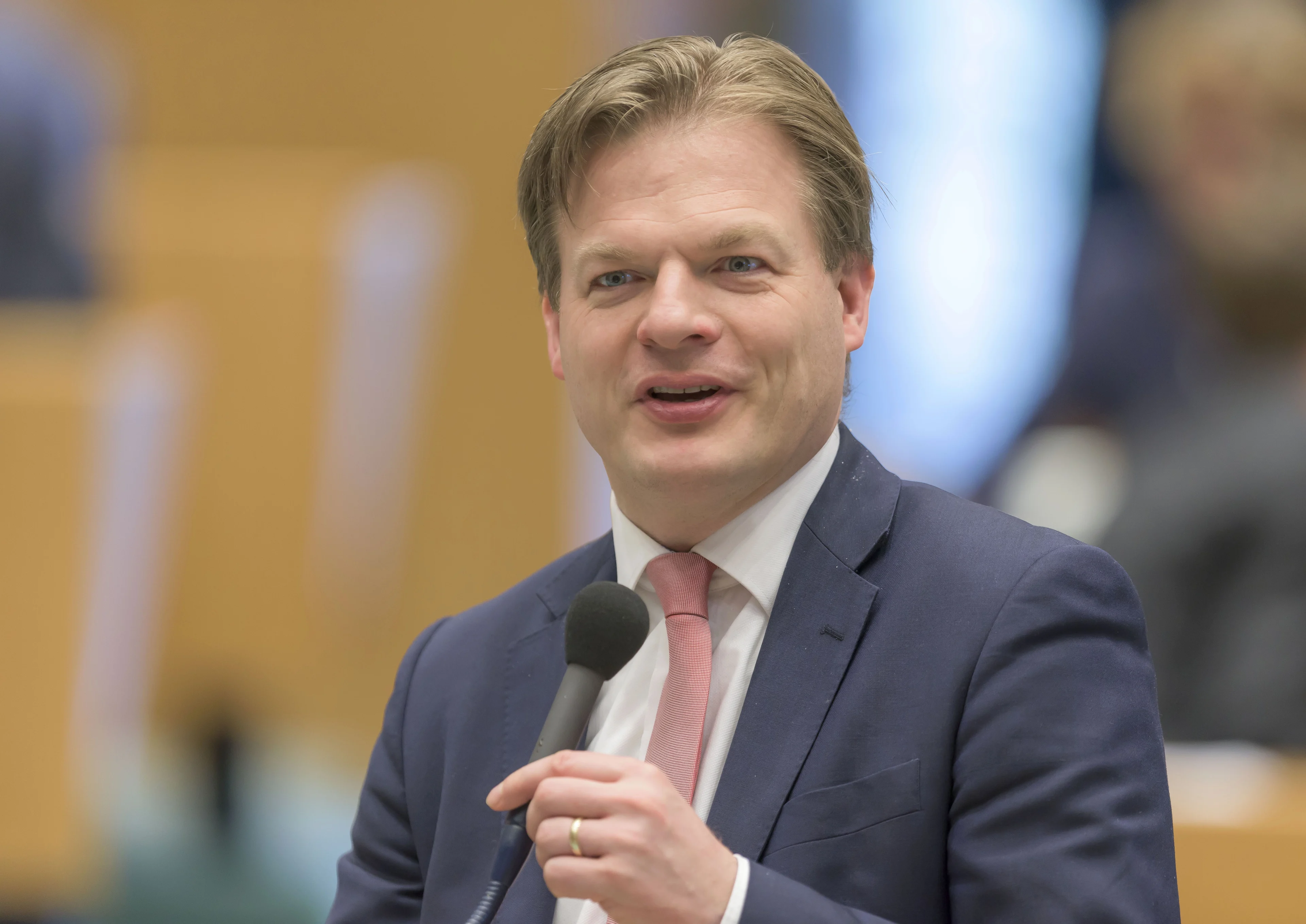 Hoekstra besprak 'medische hulp' Omtzigt met honderden CDA'ers