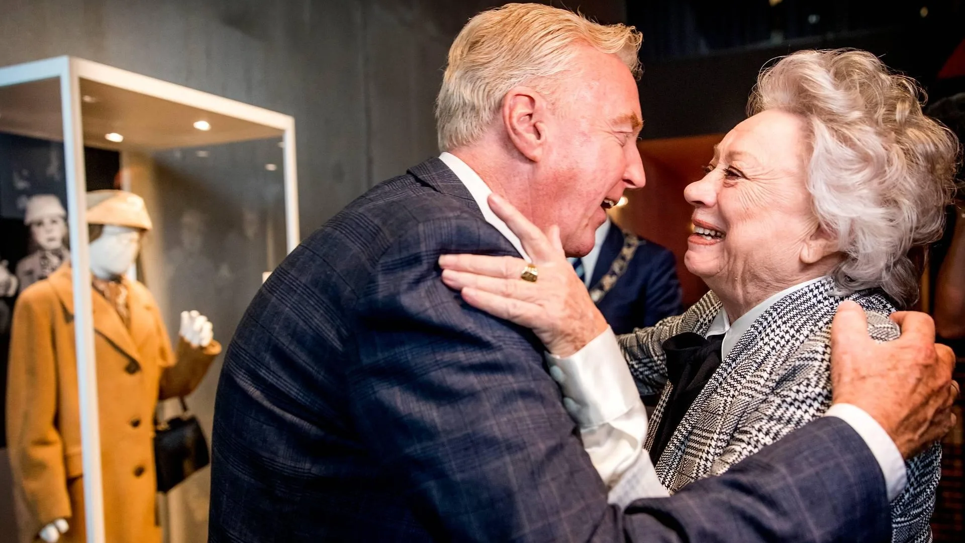 André van Duin en Joop van den Ende rouwen om Corrie van Gorp