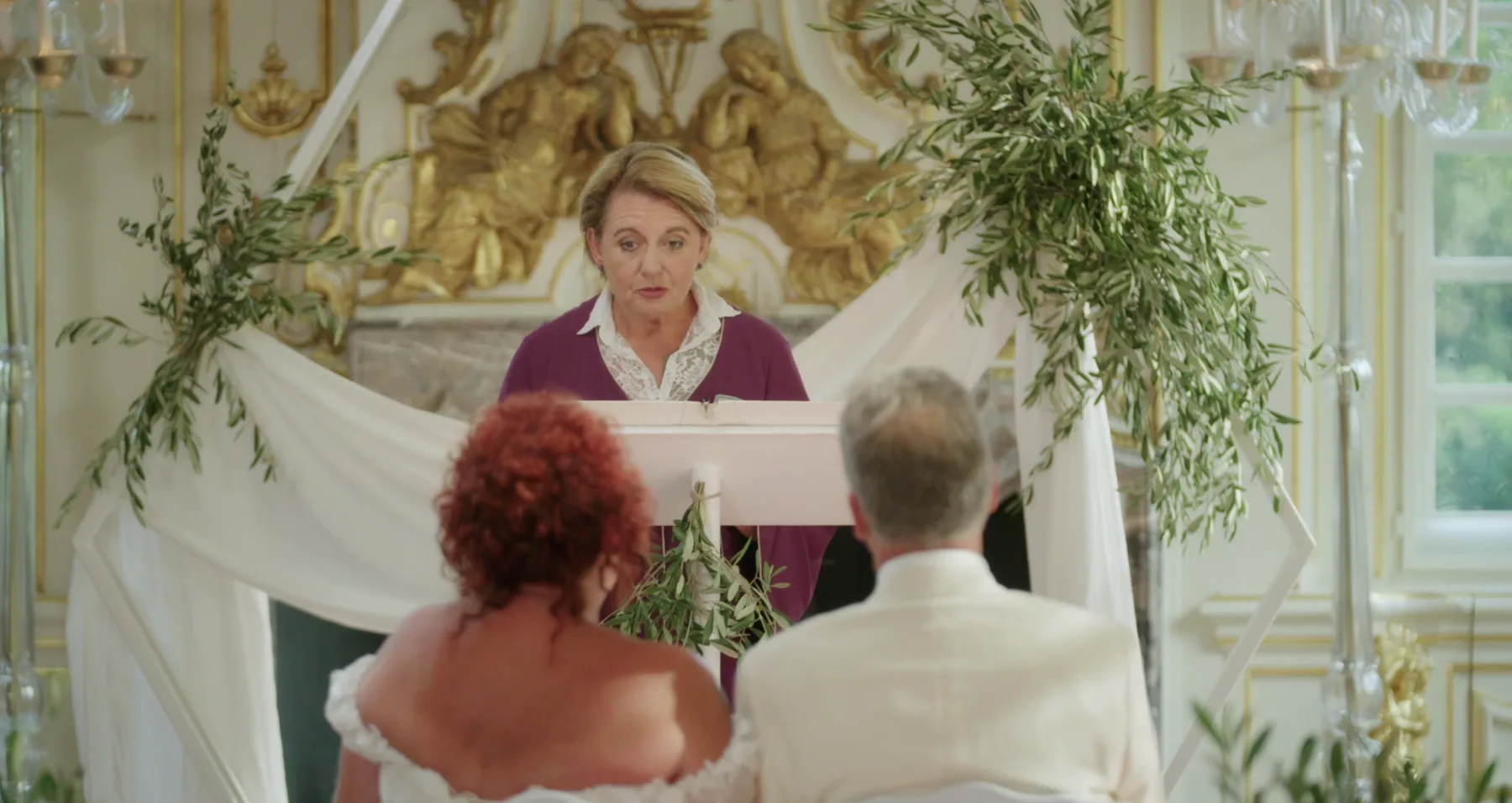 ZIEN: MAFS-trouwambtenaar deelt transformatie na gewichtsverlies