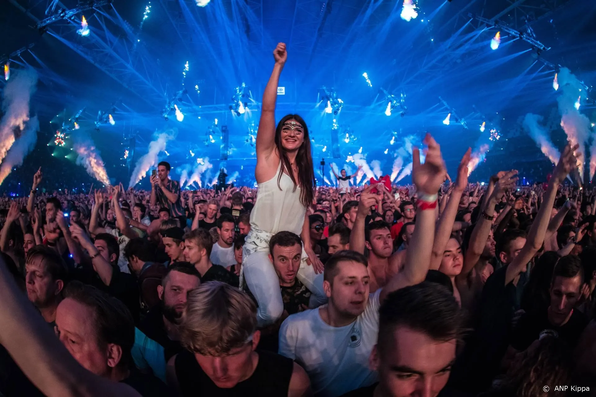 'Verwacht geen grote evenementen deze zomer'