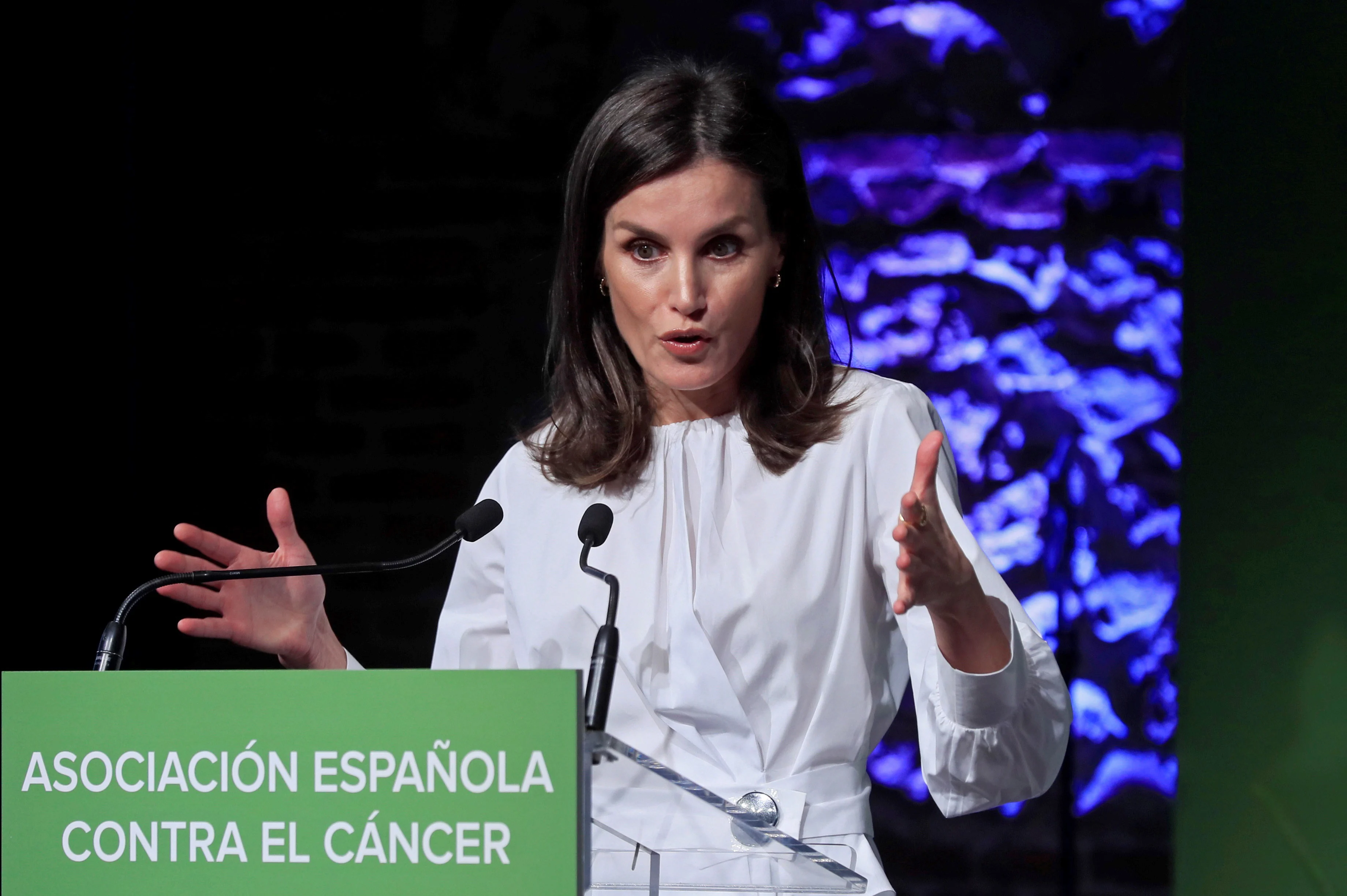 Letizia praat over sociale impact van kanker