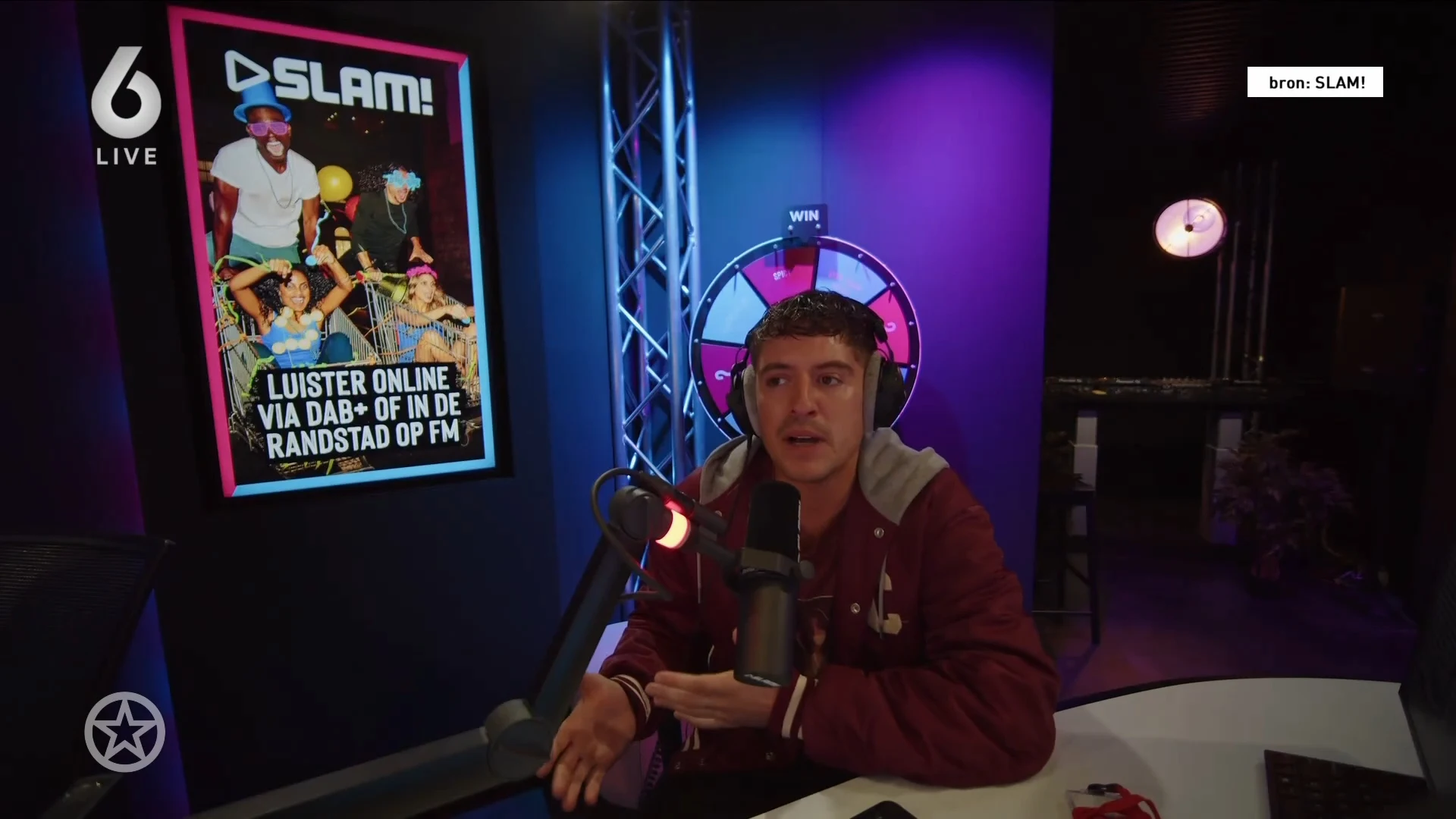 Jorik Scholten ontkent relatiebreuk: 'Het is nog steeds mijn vrouwtje hoor'