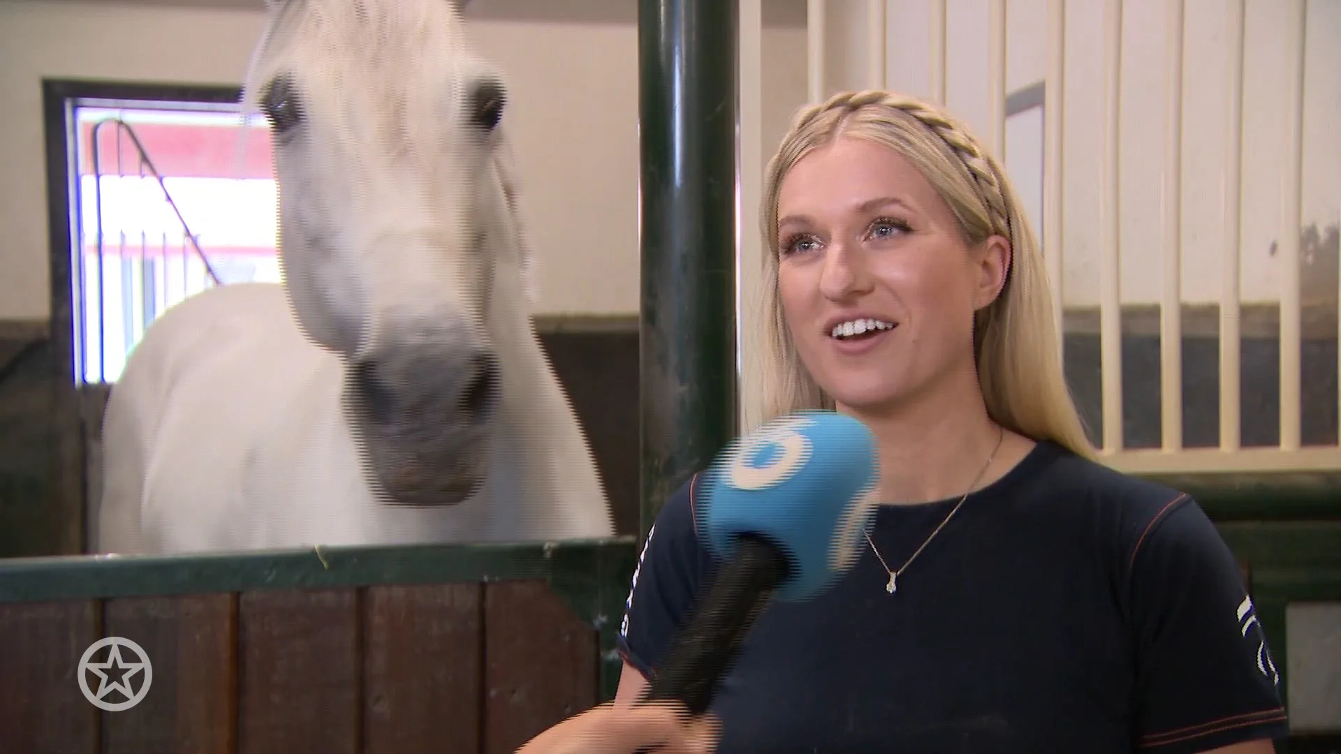Britt Dekker is ambassadeur van de paardensport