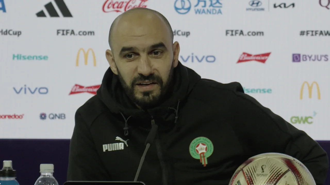 Bondscoach Marokko over 30 extra vliegtuigen: 'Wij hebben de beste fans van de wereld!'