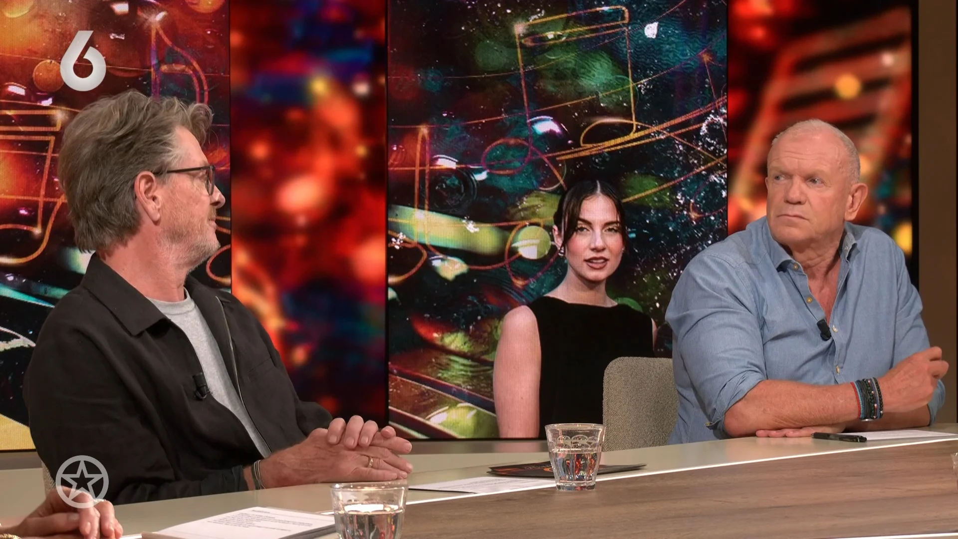 Maan laat zich uit over kritiek