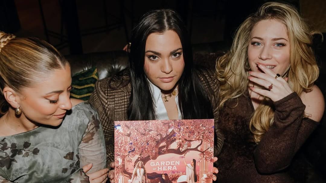 OGENE-zussen komen schaamte onder ogen