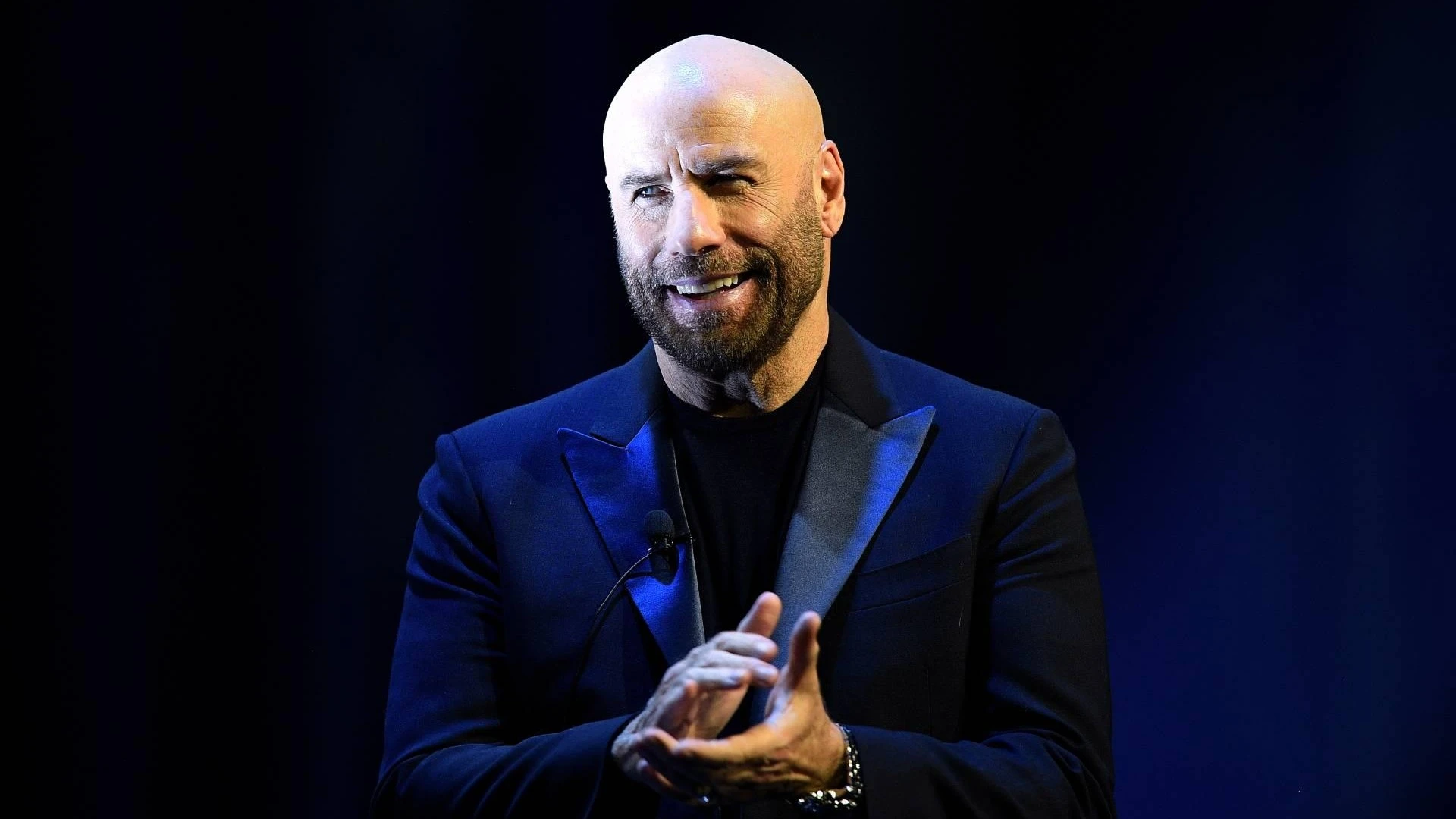 John Travolta dankbaar voor steun na overlijden vrouw