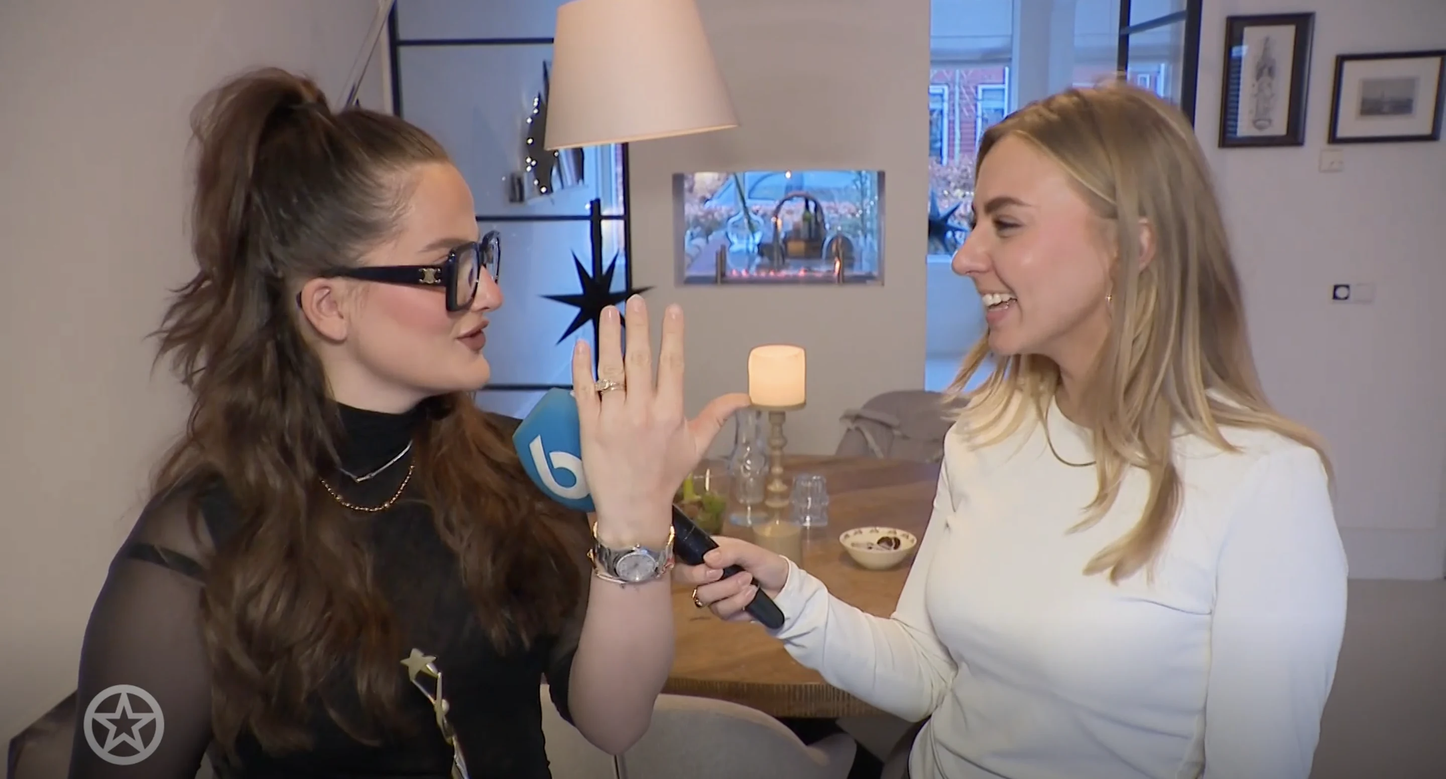 Zijn Amy Rose en Saul verloofd?! 