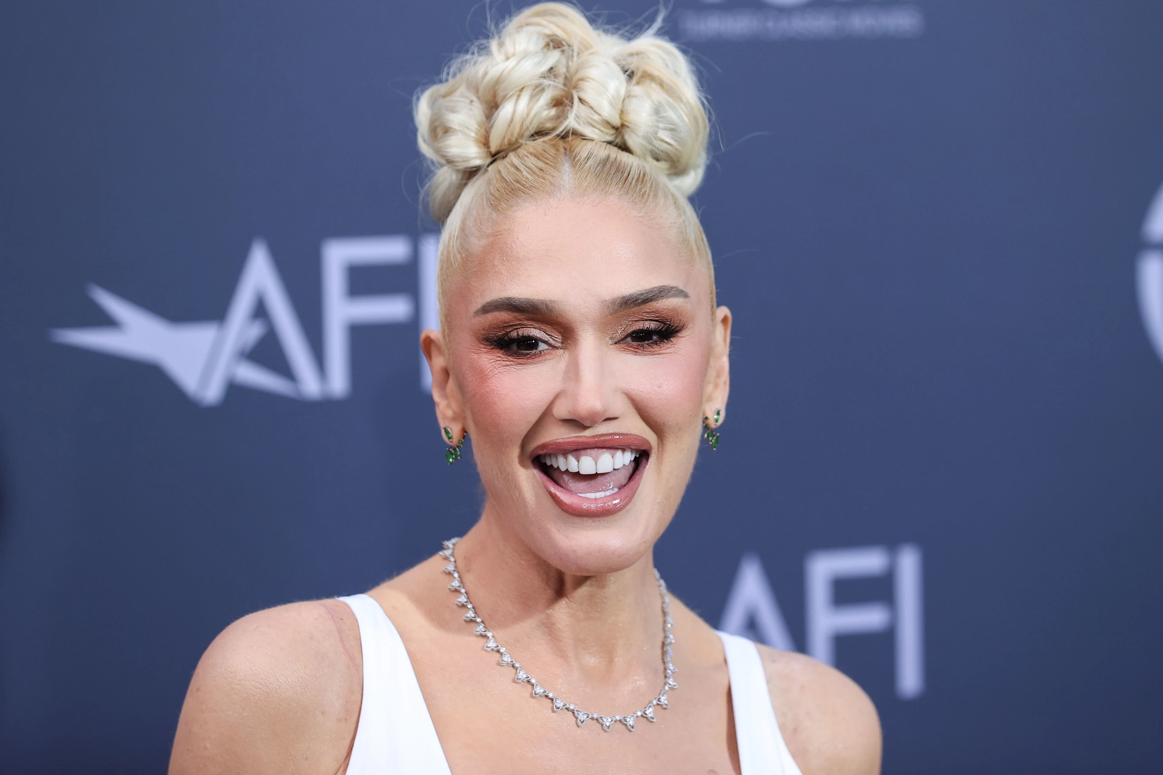 Fans geschrokken van Gwen Stefani: 'Onherkenbaar!'