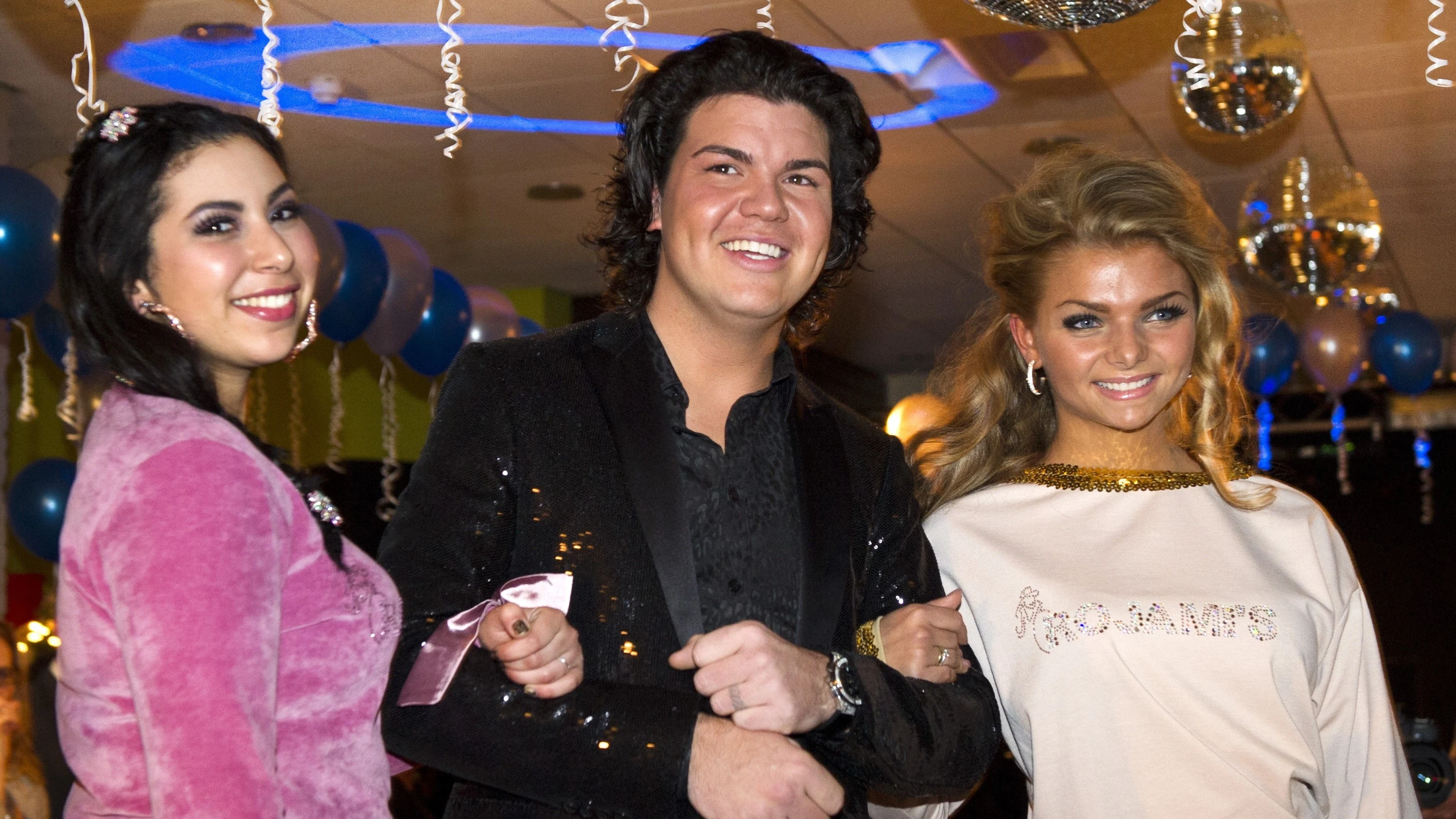Roy Donders deelt groot nieuws over nieuwe collectie huispakken