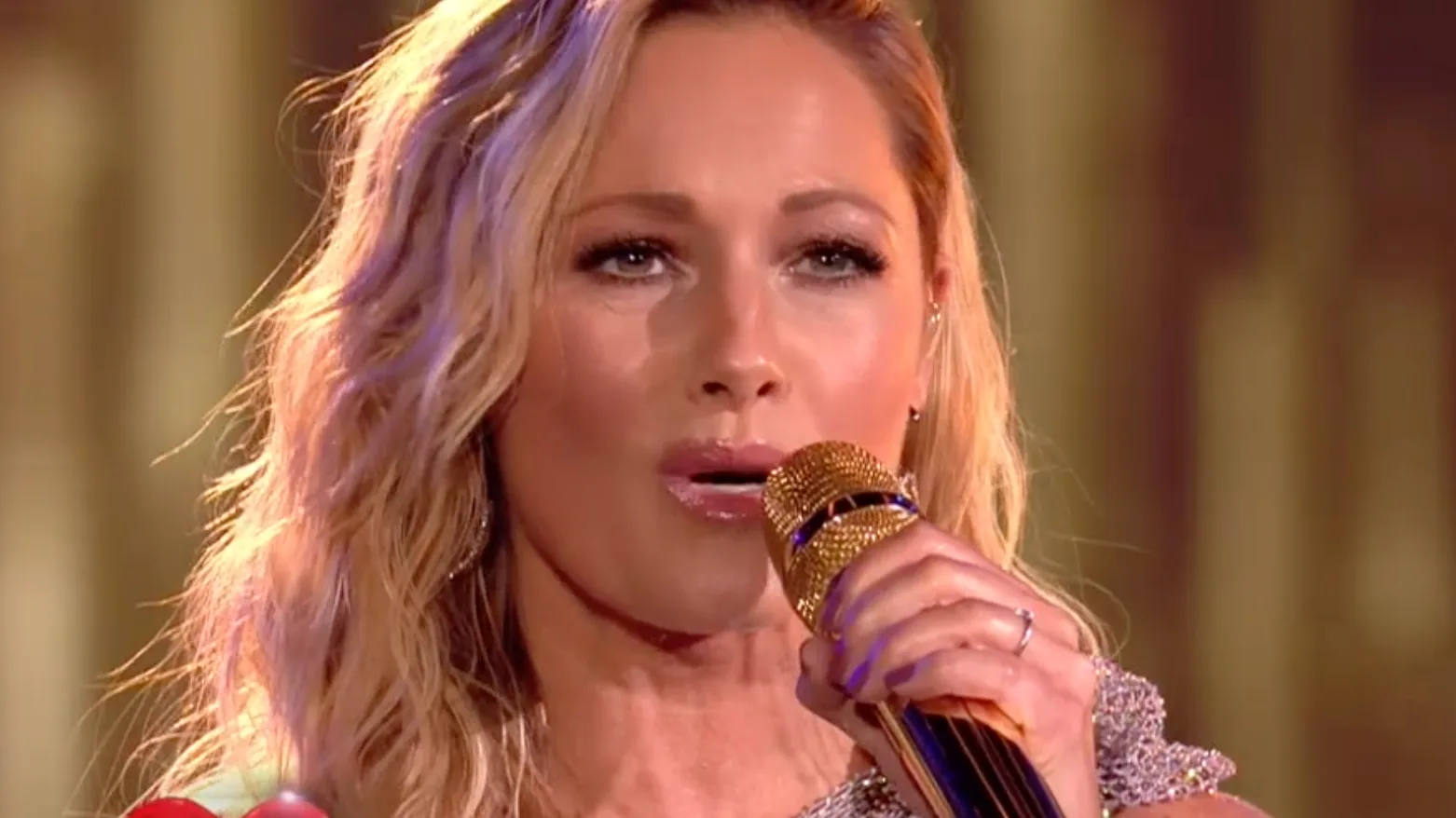 Duitsers in extase: Helene Fischer geeft eindelijk weer optreden