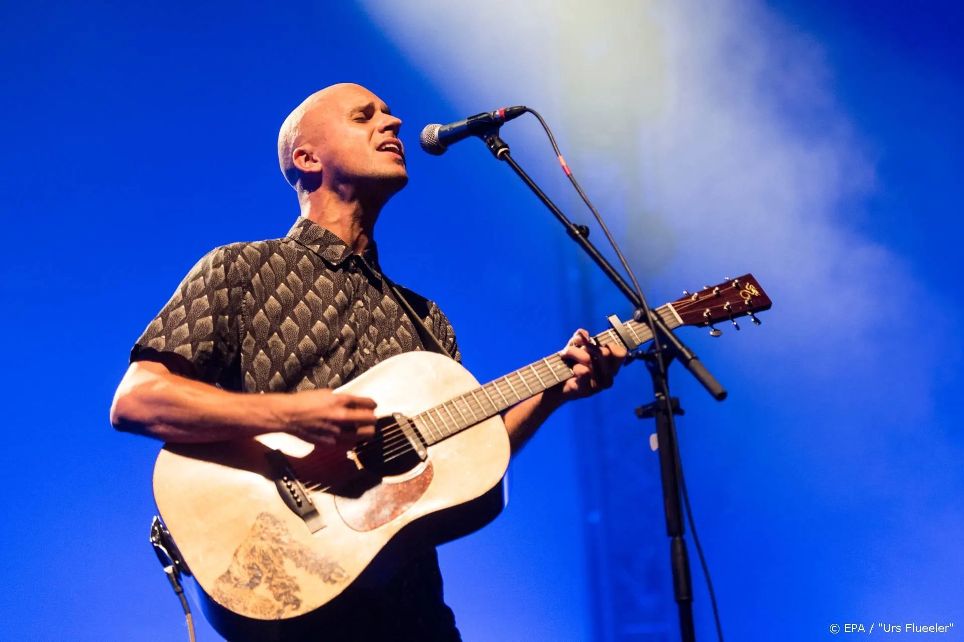 Milow brengt onaangekondigd livealbum uit