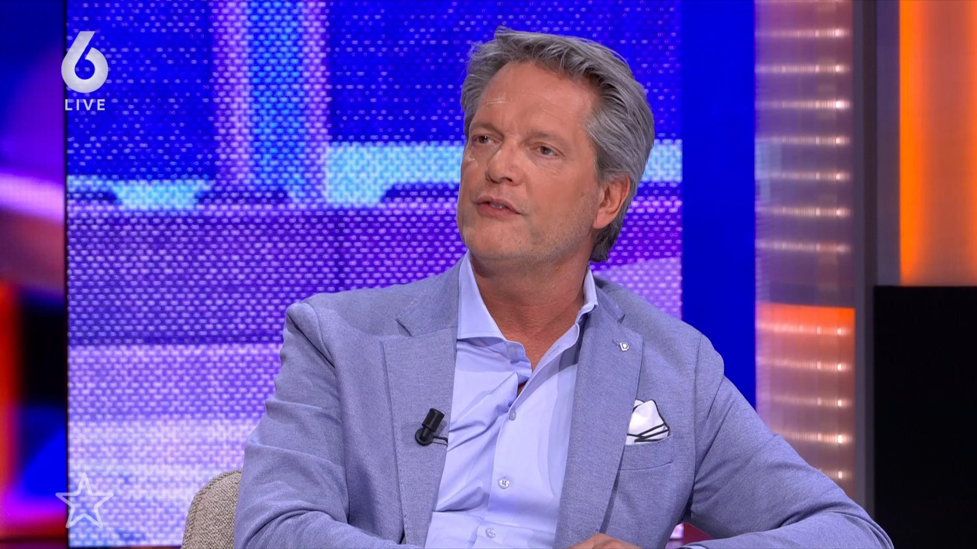 Aflevering Eva verstoord door twee mannen uit publiek