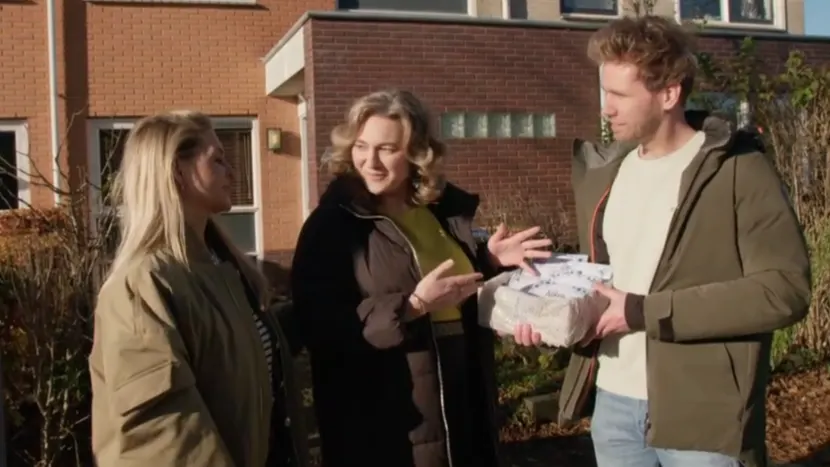 Kopen zonder Kijken-mysterie opgelost: dít stond er op tegeltje Chantal Janzen