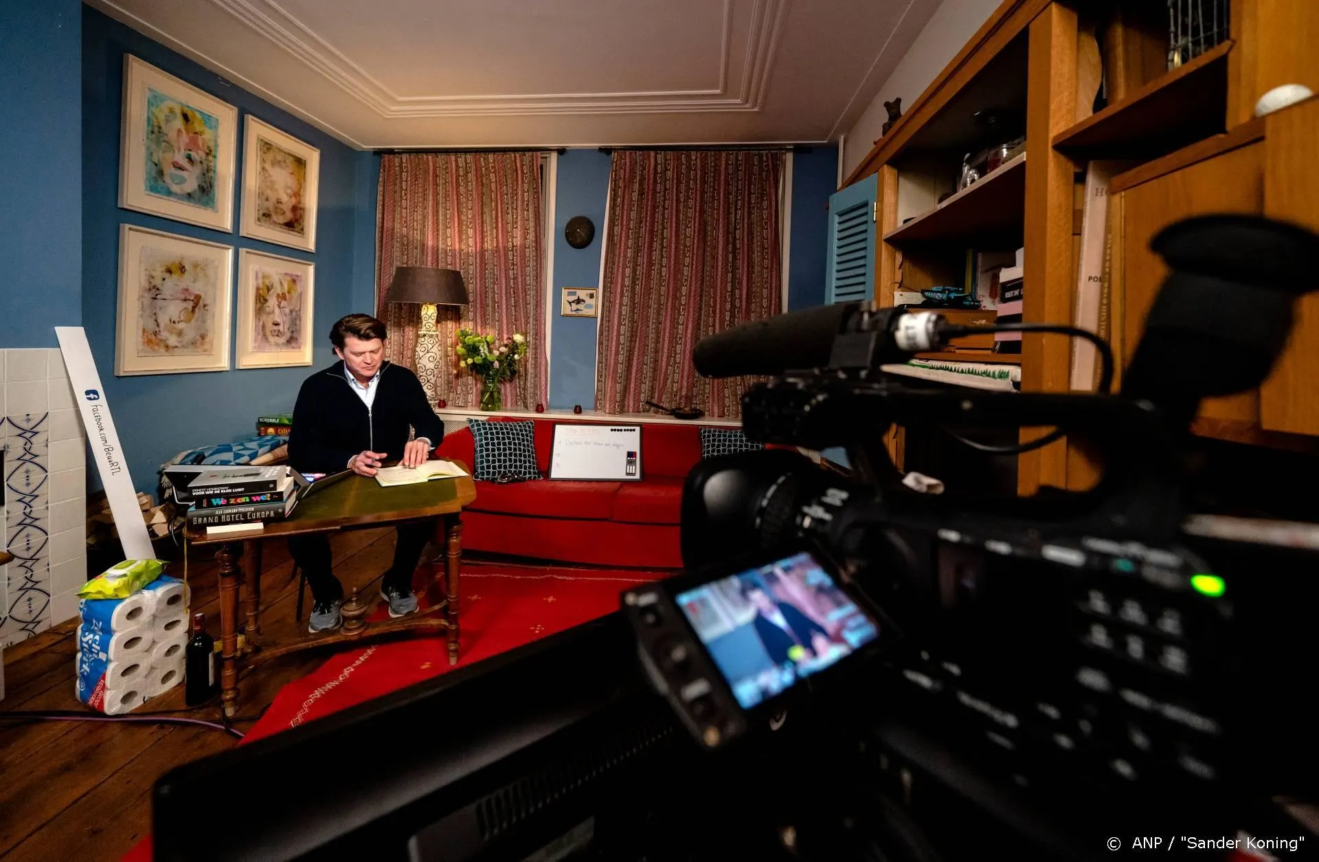 Beau en andere BN'ers gaan maandag door met huiskamer-tv