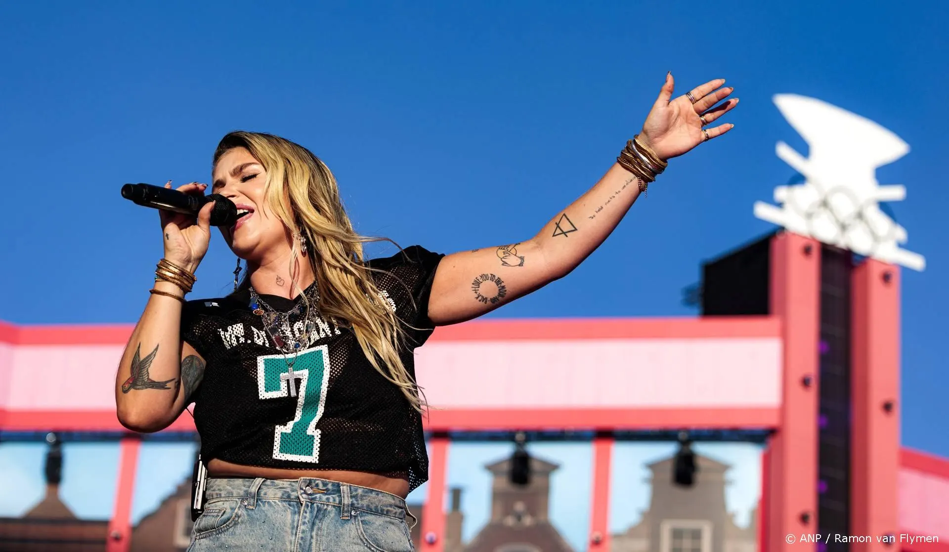 Roxeanne Hazes dolblij met terugkeer: 'Voelt als thuiskomen'