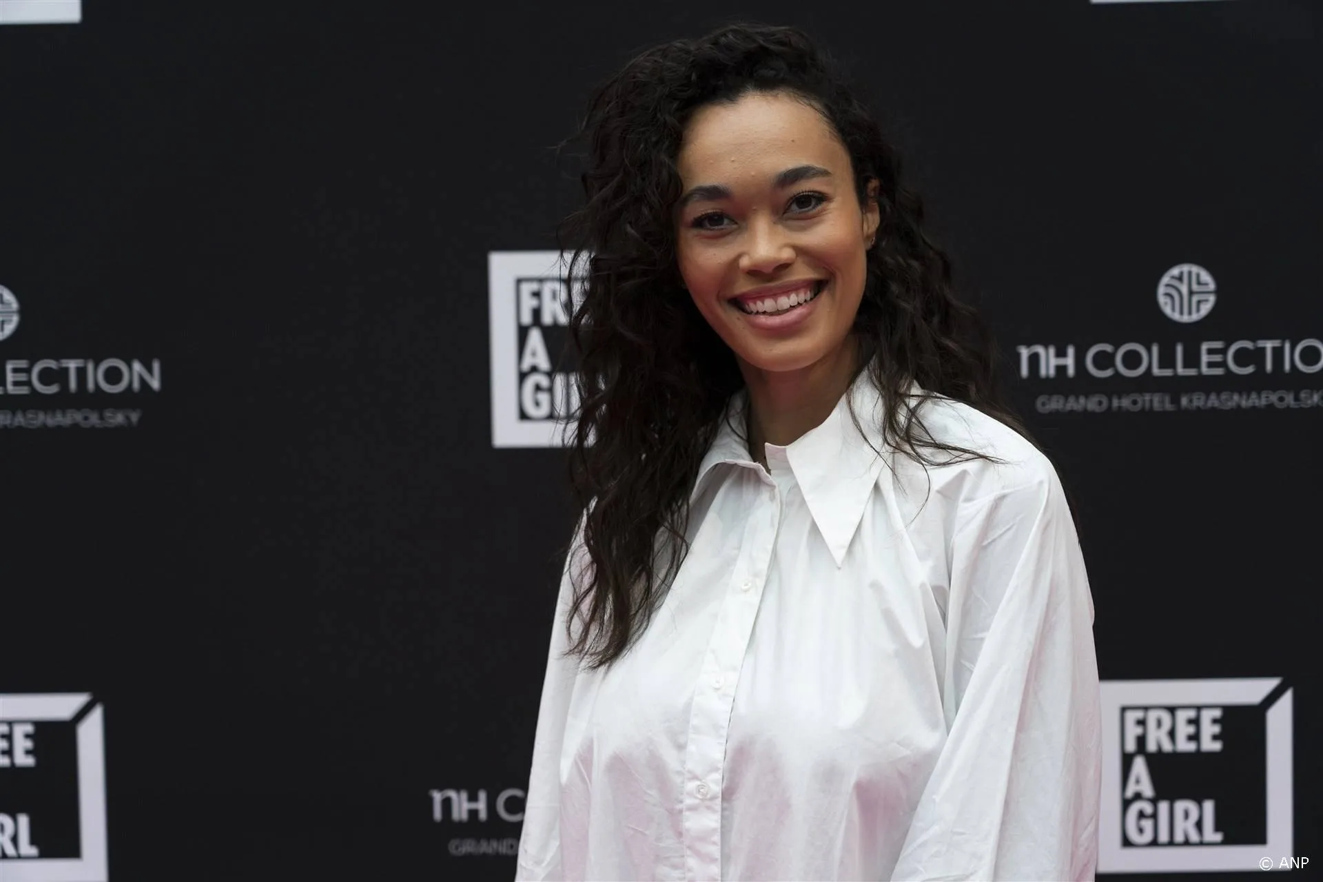 Romy Monteiro openhartig over moeilijke periode